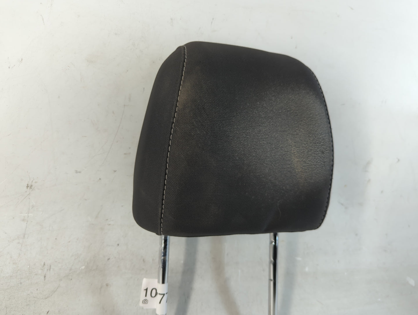 2016-2019 Ford Escape Headrest Head Rest Front Driver Passenger Seat Fits Fits 2016 2017 2018 2019 OEM Used Auto Parts - Oem