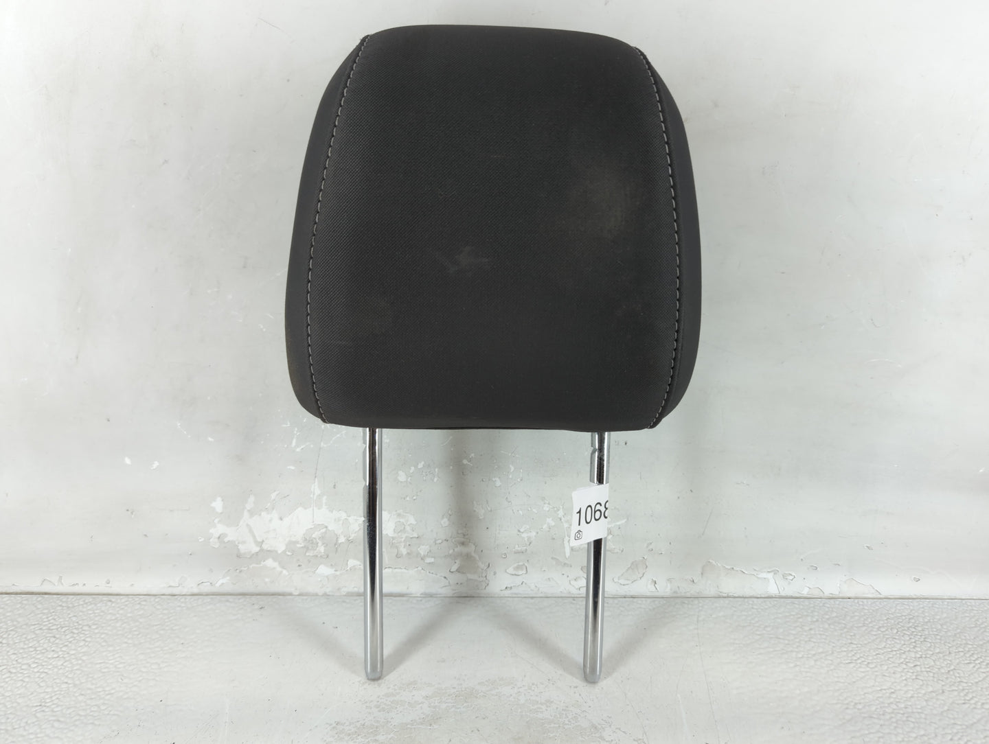 2016-2019 Ford Escape Headrest Head Rest Front Driver Passenger Seat Fits Fits 2016 2017 2018 2019 OEM Used Auto Parts - Oem