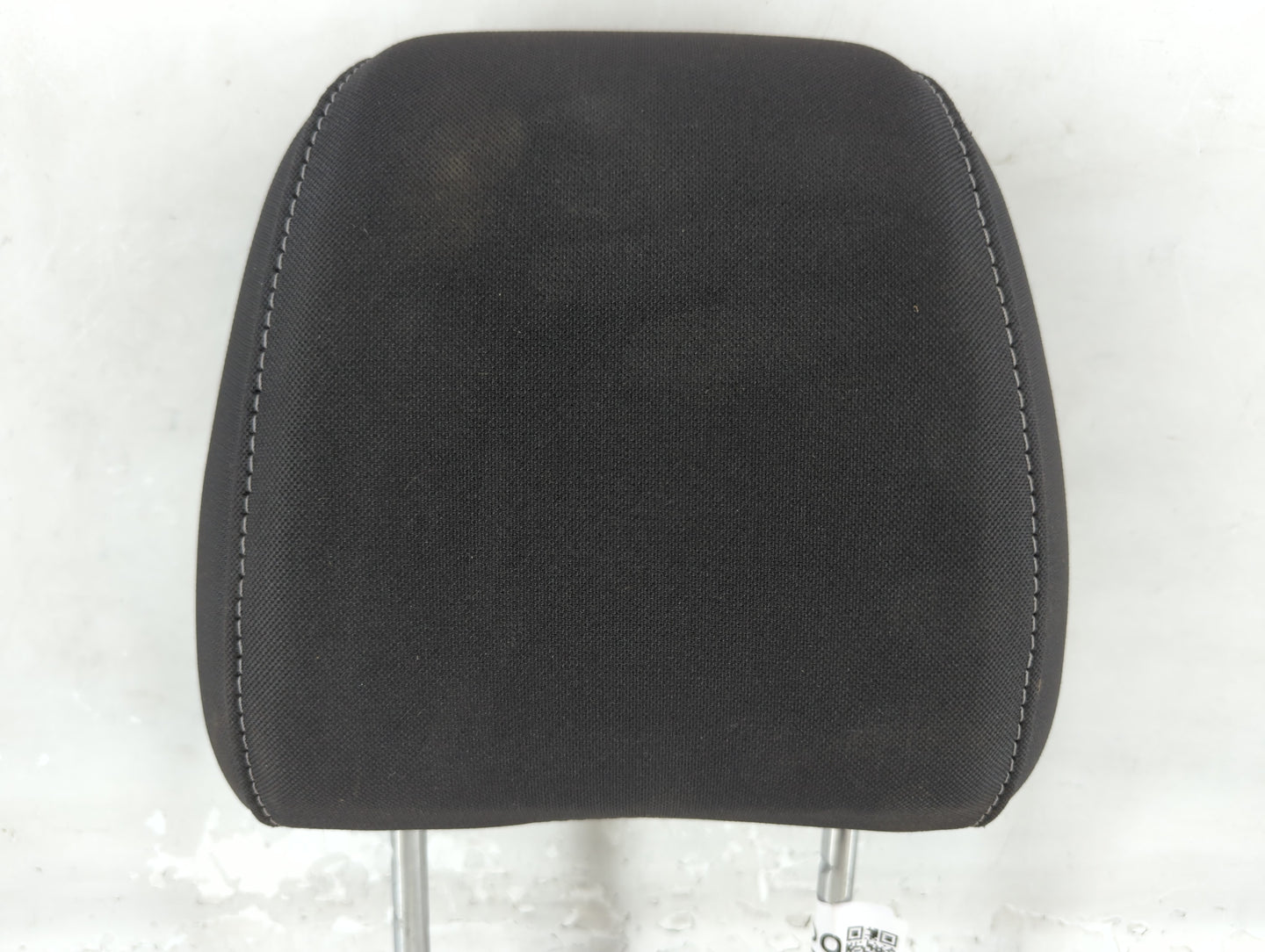 2017-2019 Ford Escape Headrest Head Rest Front Driver Passenger Seat Fits Fits 2017 2018 2019 OEM Used Auto Parts - Oemuseda