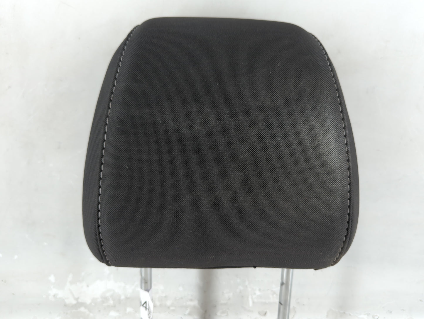 2016-2019 Ford Escape Headrest Head Rest Front Driver Passenger Seat Fits Fits 2016 2017 2018 2019 OEM Used Auto Parts - Oem