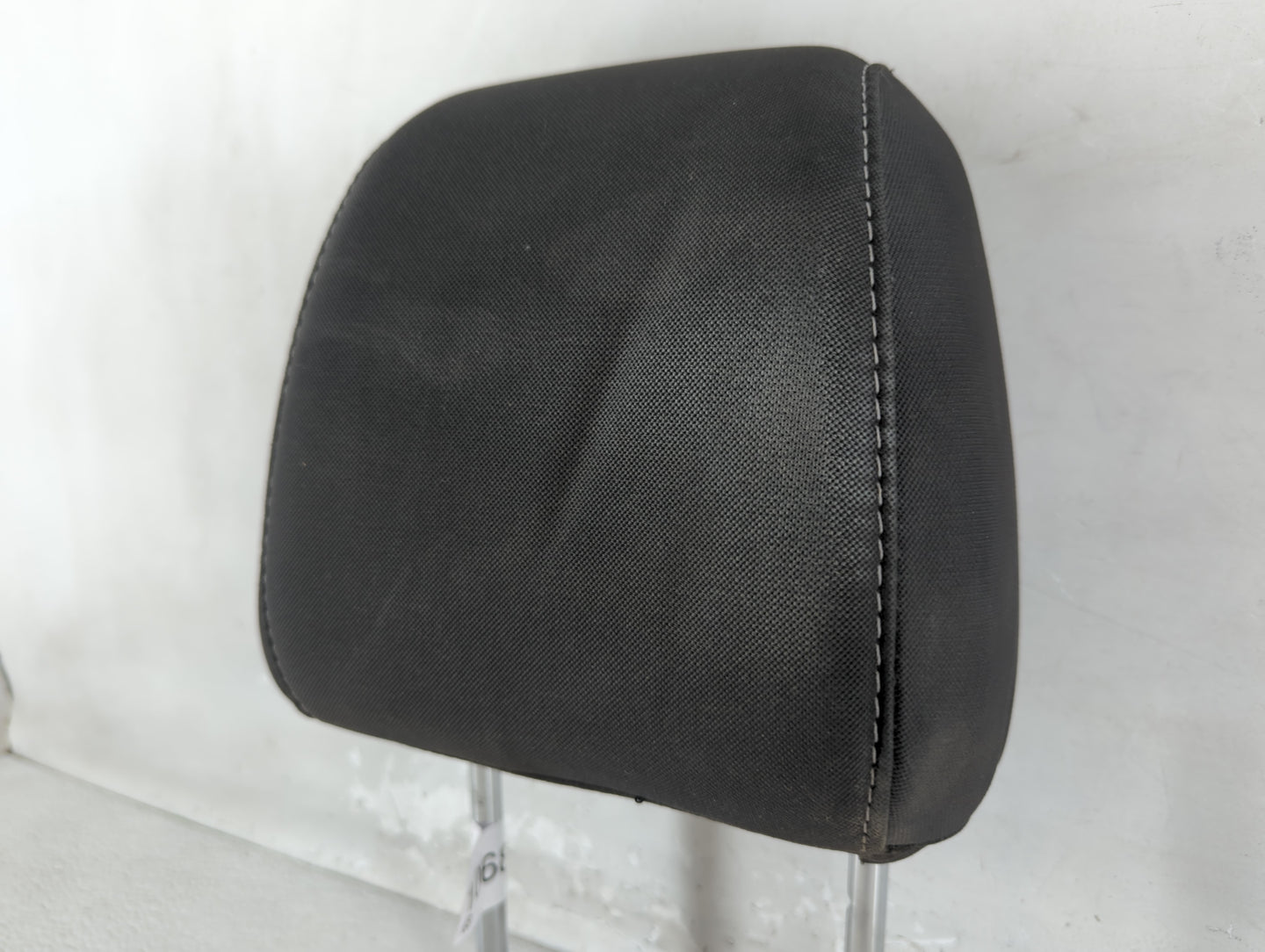2016-2019 Ford Escape Headrest Head Rest Front Driver Passenger Seat Fits Fits 2016 2017 2018 2019 OEM Used Auto Parts - Oem