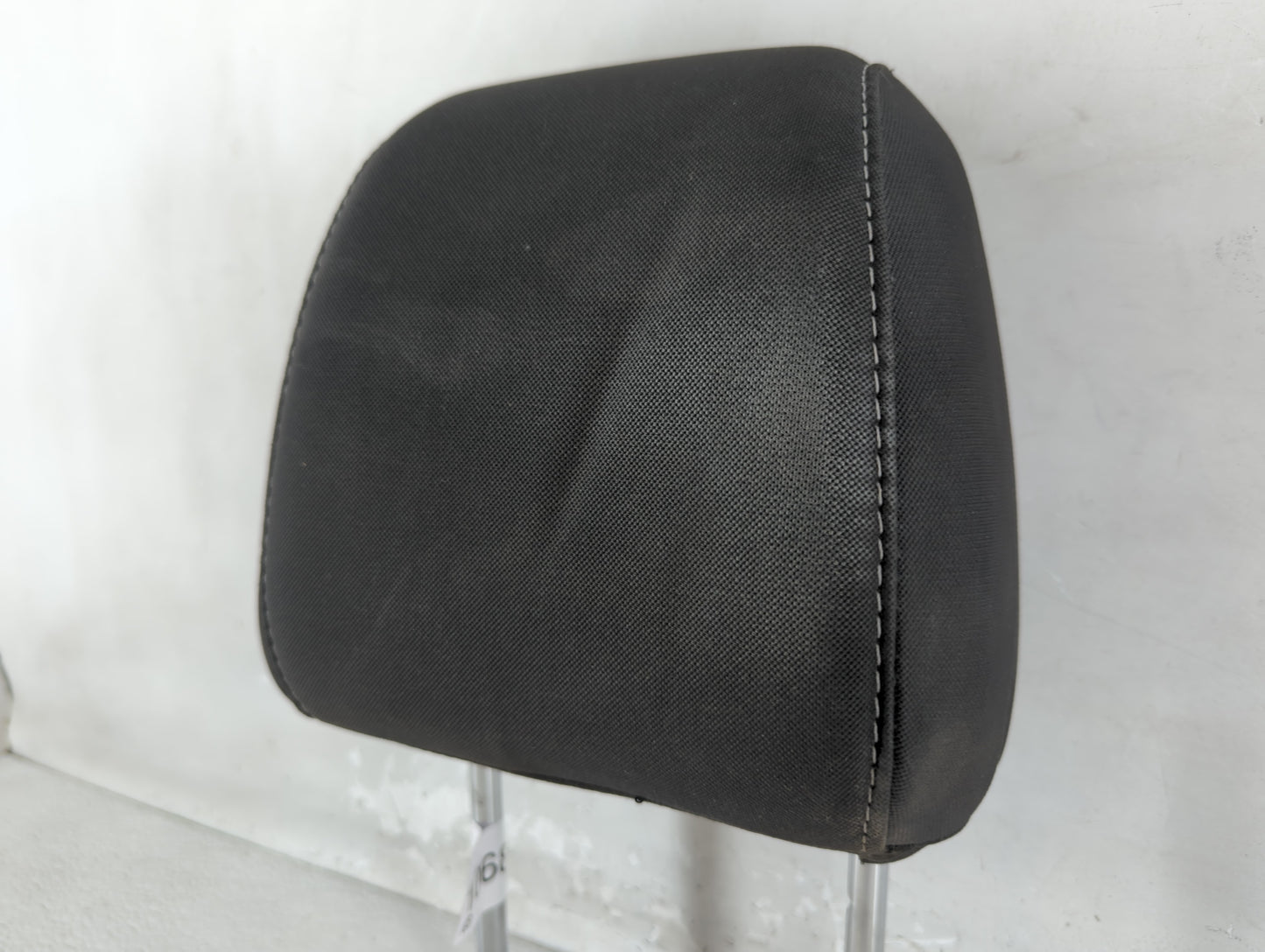 2016-2019 Ford Escape Headrest Head Rest Front Driver Passenger Seat Fits Fits 2016 2017 2018 2019 OEM Used Auto Parts - Oem