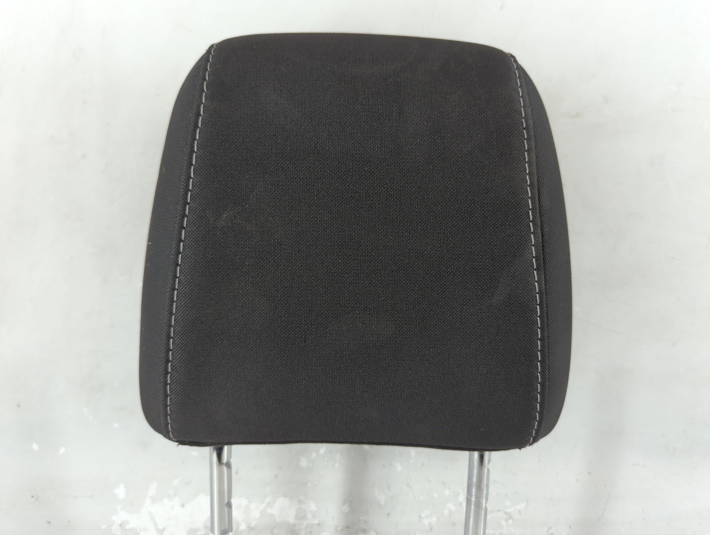 2017-2019 Ford Escape Headrest Head Rest Front Driver Passenger Seat Fits Fits 2017 2018 2019 OEM Used Auto Parts - Oemuseda