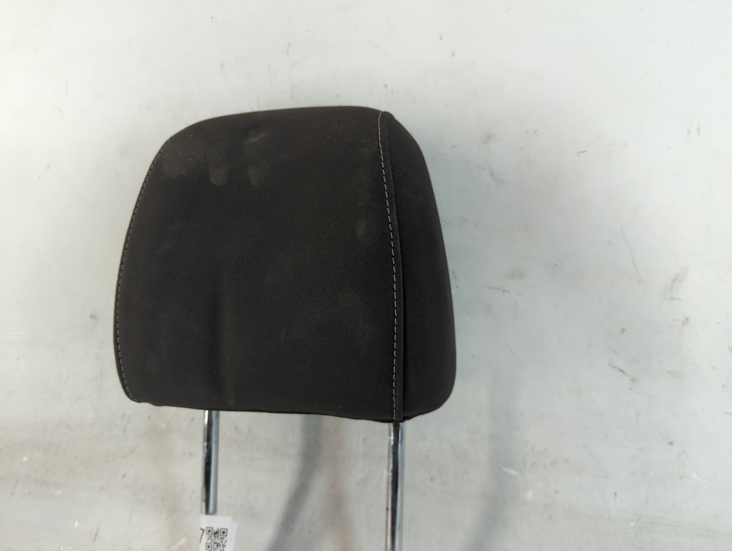 2016-2019 Ford Escape Headrest Head Rest Front Driver Passenger Seat Fits Fits 2016 2017 2018 2019 OEM Used Auto Parts - Oem