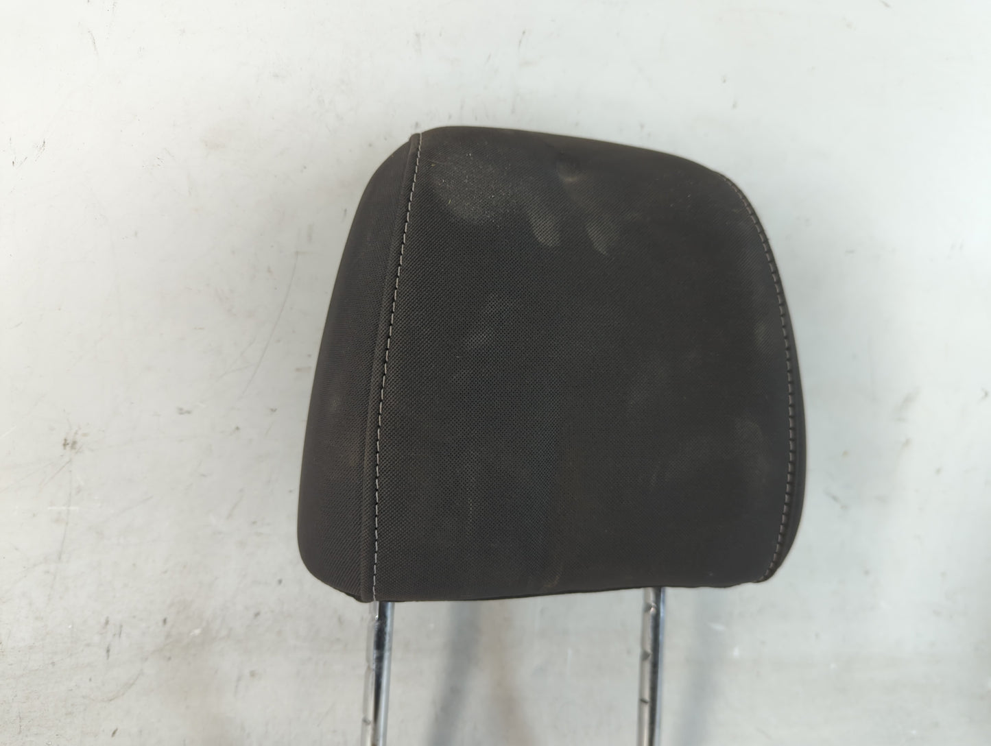 2016-2019 Ford Escape Headrest Head Rest Front Driver Passenger Seat Fits Fits 2016 2017 2018 2019 OEM Used Auto Parts - Oem