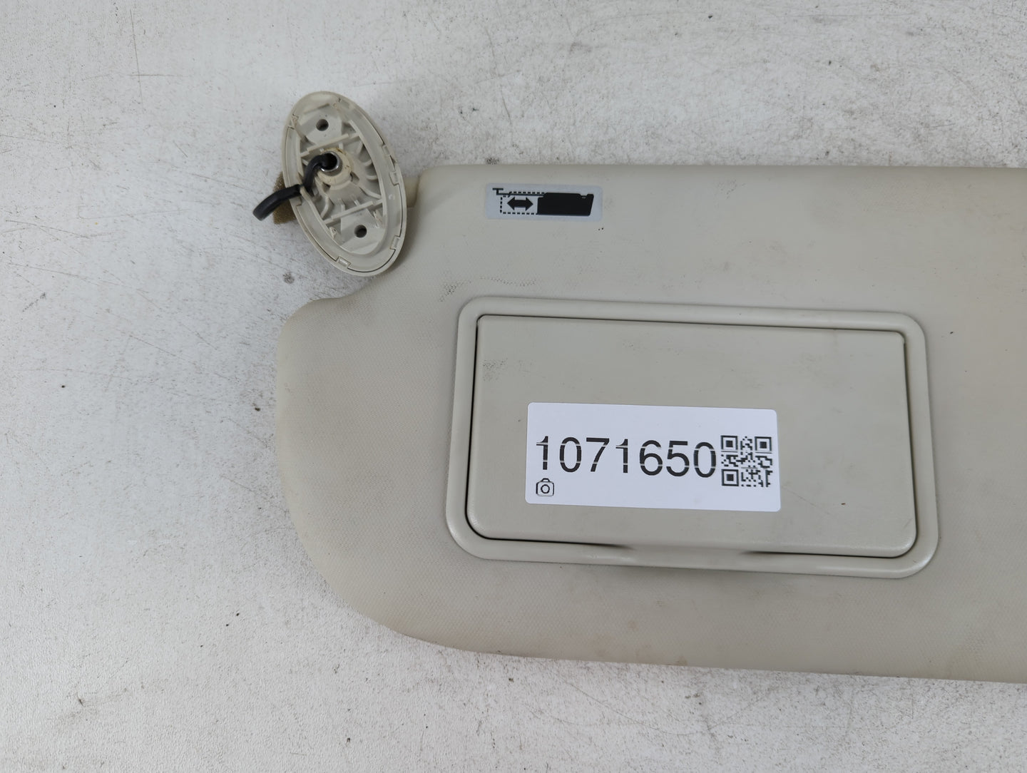 2013-2019 Ford Escape Sun Visor Shade Replacement Driver Left Mirror Fits Fits 2013 2014 2015 2016 2017 2018 2019 OEM Used A