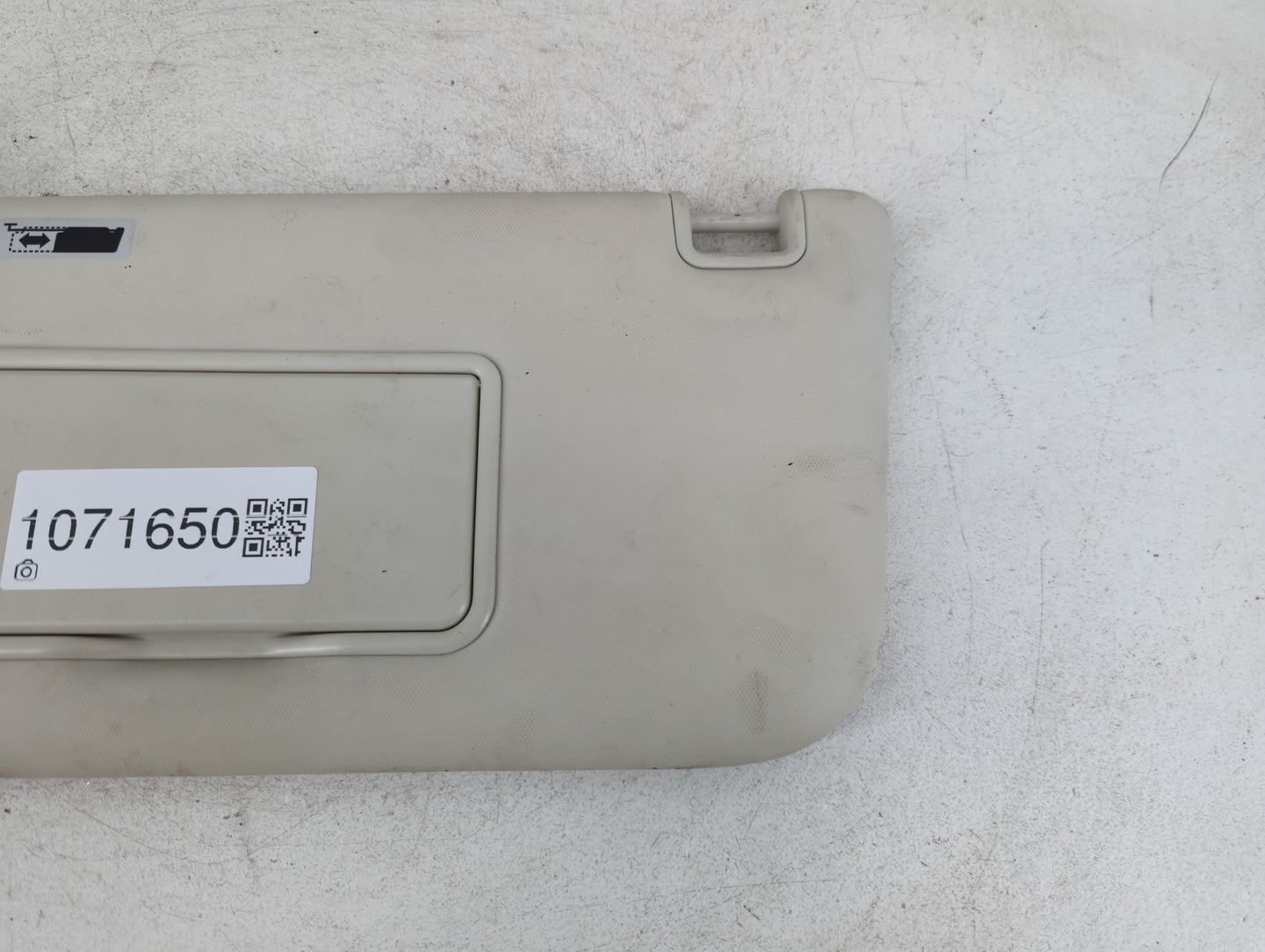 2013-2019 Ford Escape Sun Visor Shade Replacement Driver Left Mirror Fits Fits 2013 2014 2015 2016 2017 2018 2019 OEM Used A