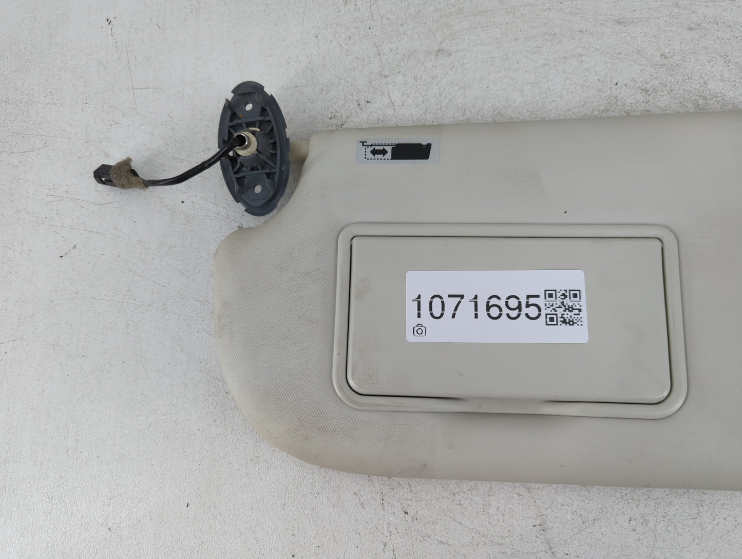 2013-2019 Ford Escape Sun Visor Shade Replacement Driver Left Mirror Fits Fits 2013 2014 2015 2016 2017 2018 2019 OEM Used A