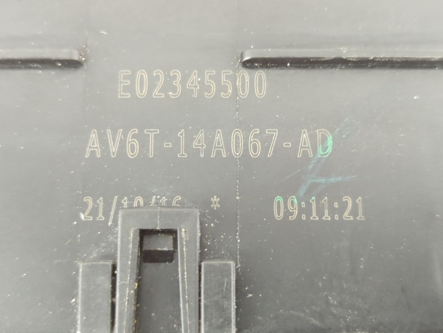 2017 Ford Escape Fusebox Fuse Box Panel Relay Module P/N:AV6T-14A142-AB Fits OEM Used Auto Parts - Oemusedautoparts1.com