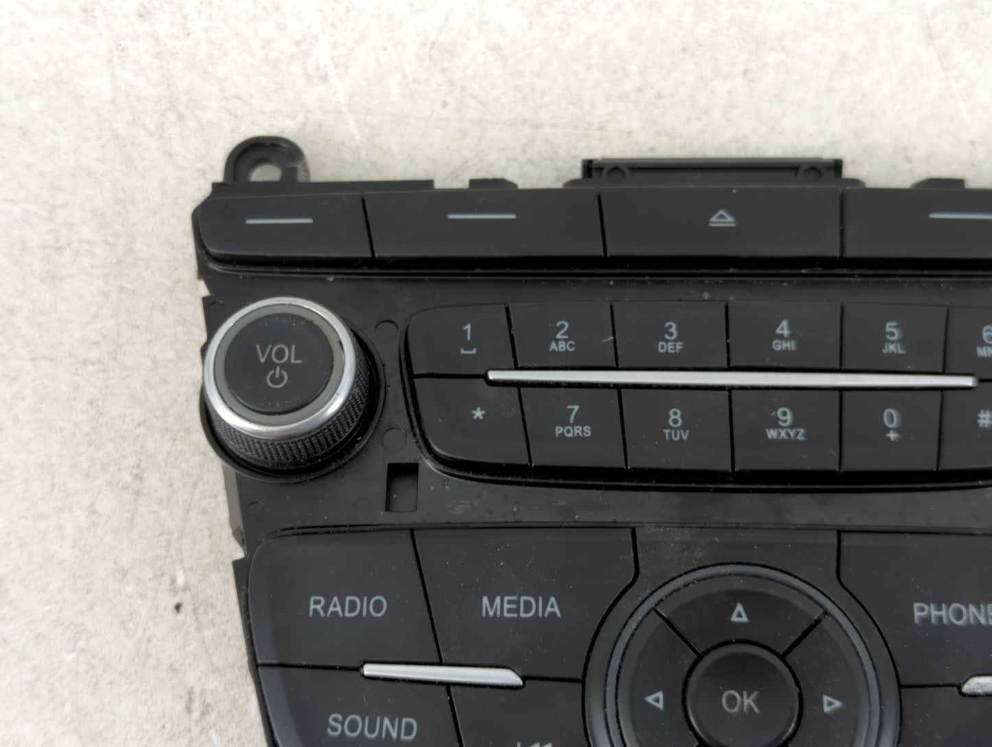 2017-2019 Ford Escape Radio AM FM Cd Player Receiver Replacement P/N:F1ET 18K811 LD Fits Fits 2015 2016 2017 2018 2019 OEM U
