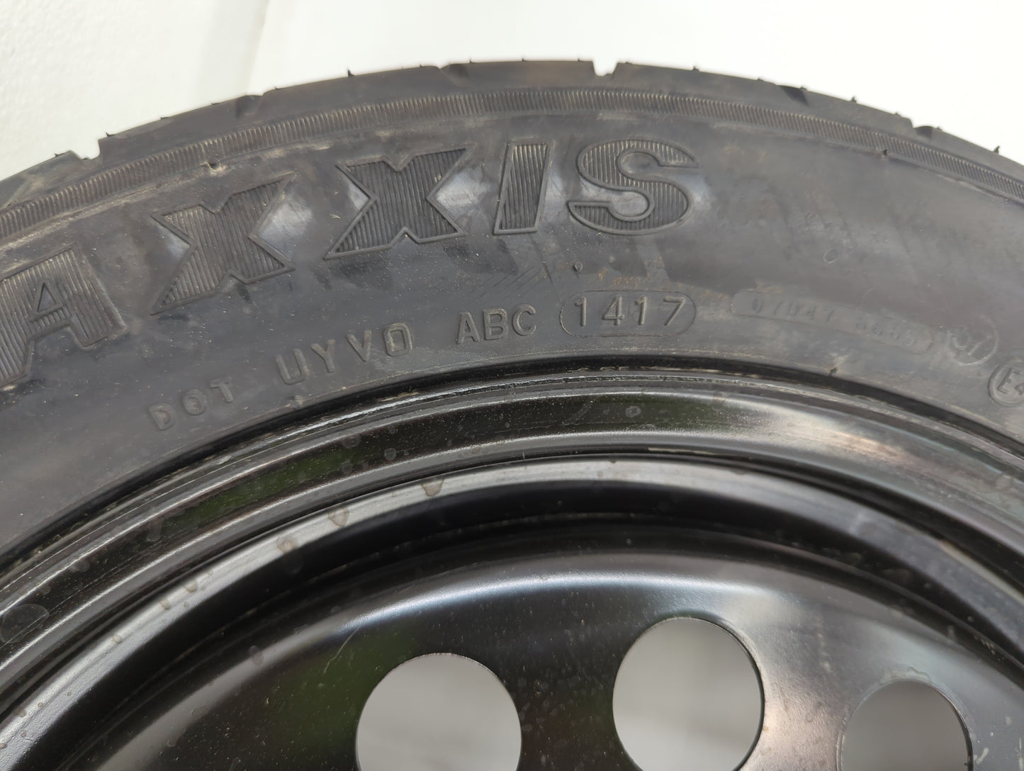 2013-2019 Ford Escape Spare Donut Tire Wheel Rim Oem - Oemusedautoparts1.com