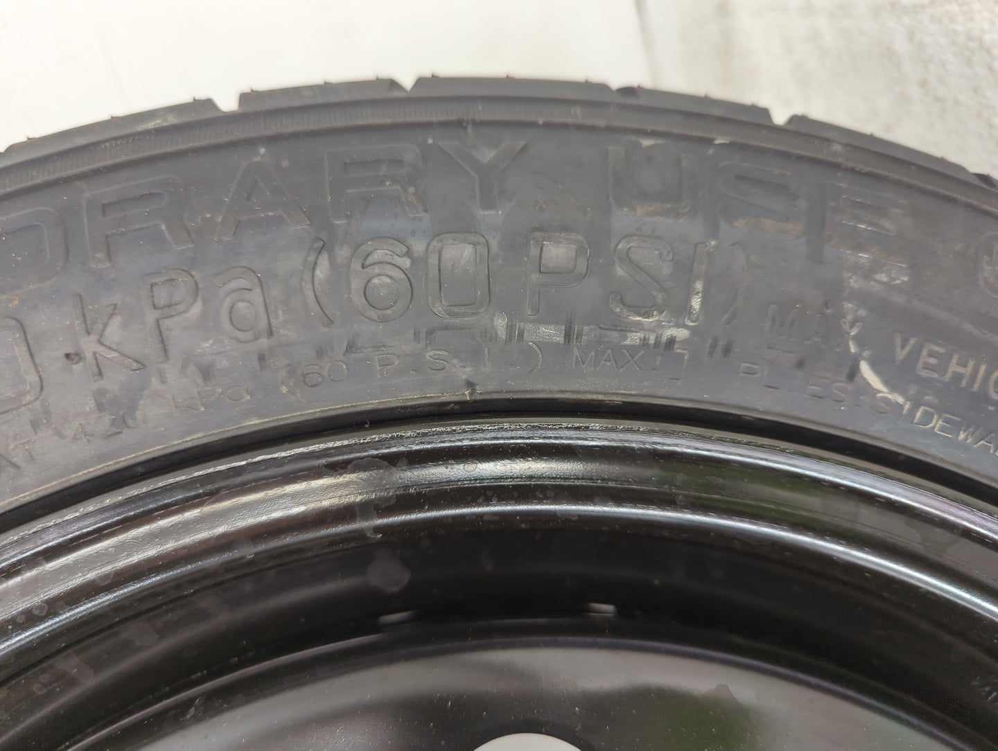 2013-2019 Ford Escape Spare Donut Tire Wheel Rim Oem - Oemusedautoparts1.com