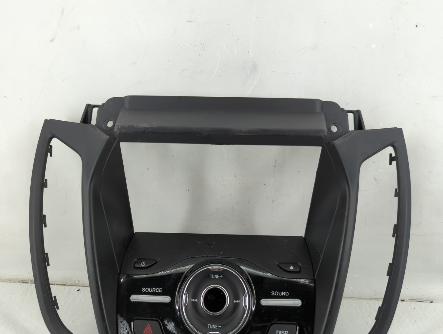 2017-2019 Ford Escape Radio AM FM Cd Player Receiver Replacement P/N:90156-092 Fits Fits 2017 2018 2019 OEM Used Auto Parts 
