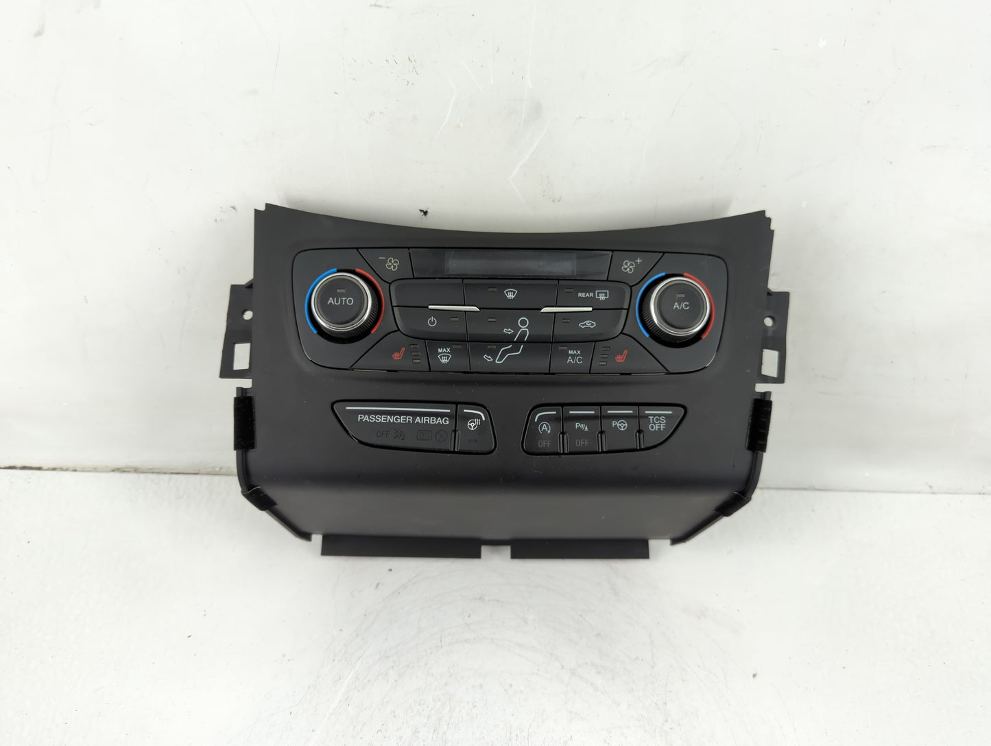 2017 Ford Escape Climate Control Module Temperature AC/Heater Replacement P/N:GJ5T-18C612-CE Fits OEM Used Auto Parts - Oemu