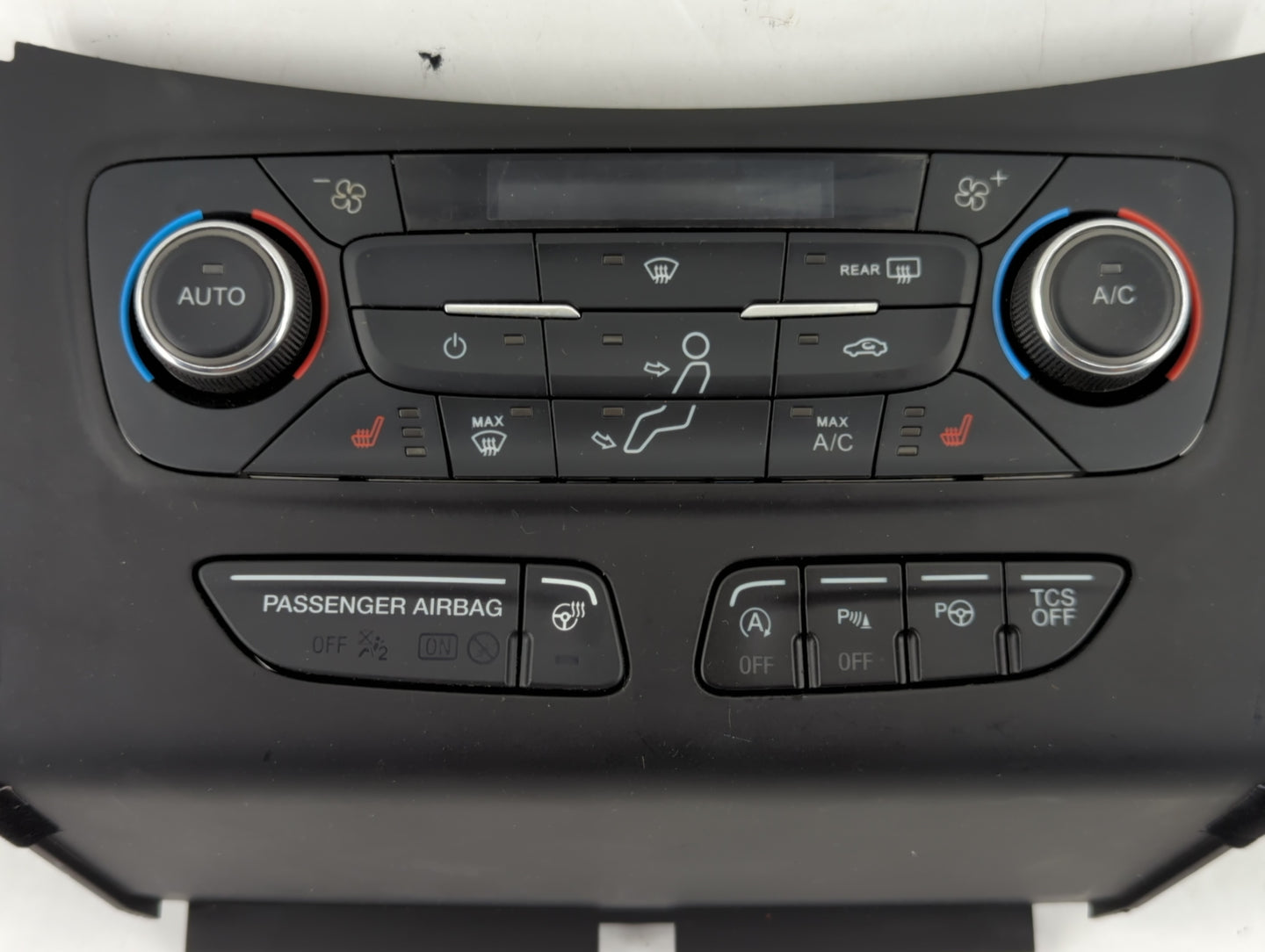 2017 Ford Escape Climate Control Module Temperature AC/Heater Replacement P/N:GJ5T-18C612-CE Fits OEM Used Auto Parts - Oemu