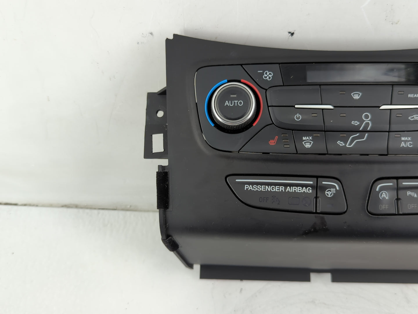2017 Ford Escape Climate Control Module Temperature AC/Heater Replacement P/N:GJ5T-18C612-FA F1CT 18K811 HC Fits OEM Used Au