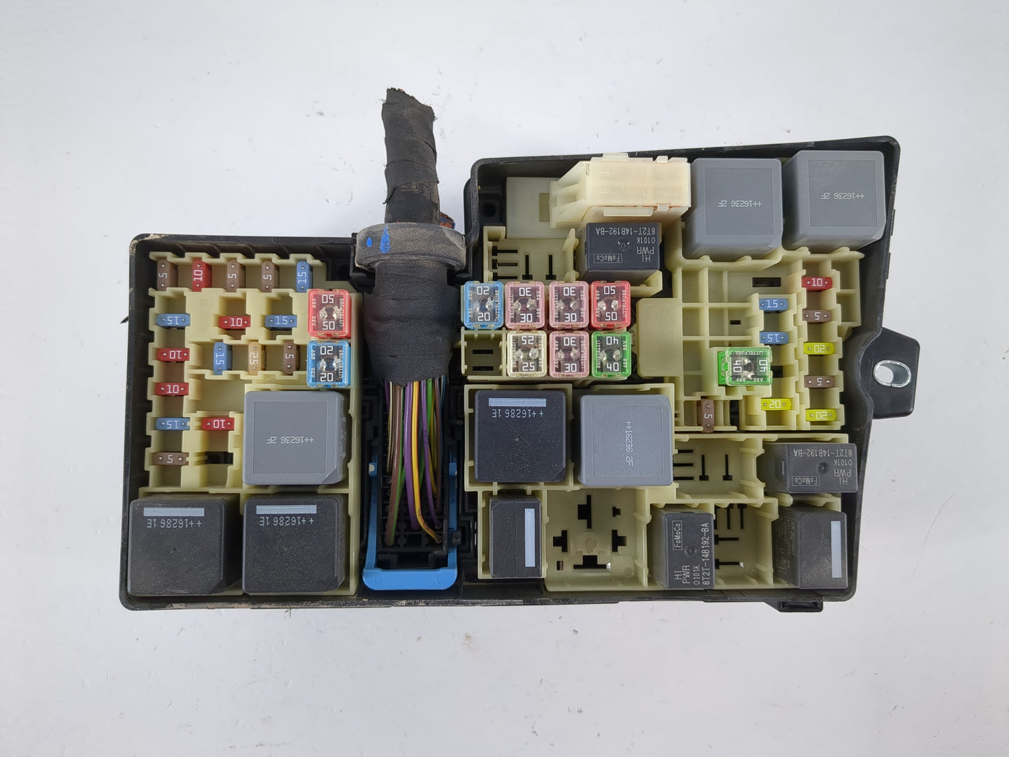 2017 Ford Escape Fusebox Fuse Box Panel Relay Module P/N:AV6T-14A067-AD Fits OEM Used Auto Parts - Oemusedautoparts1.com