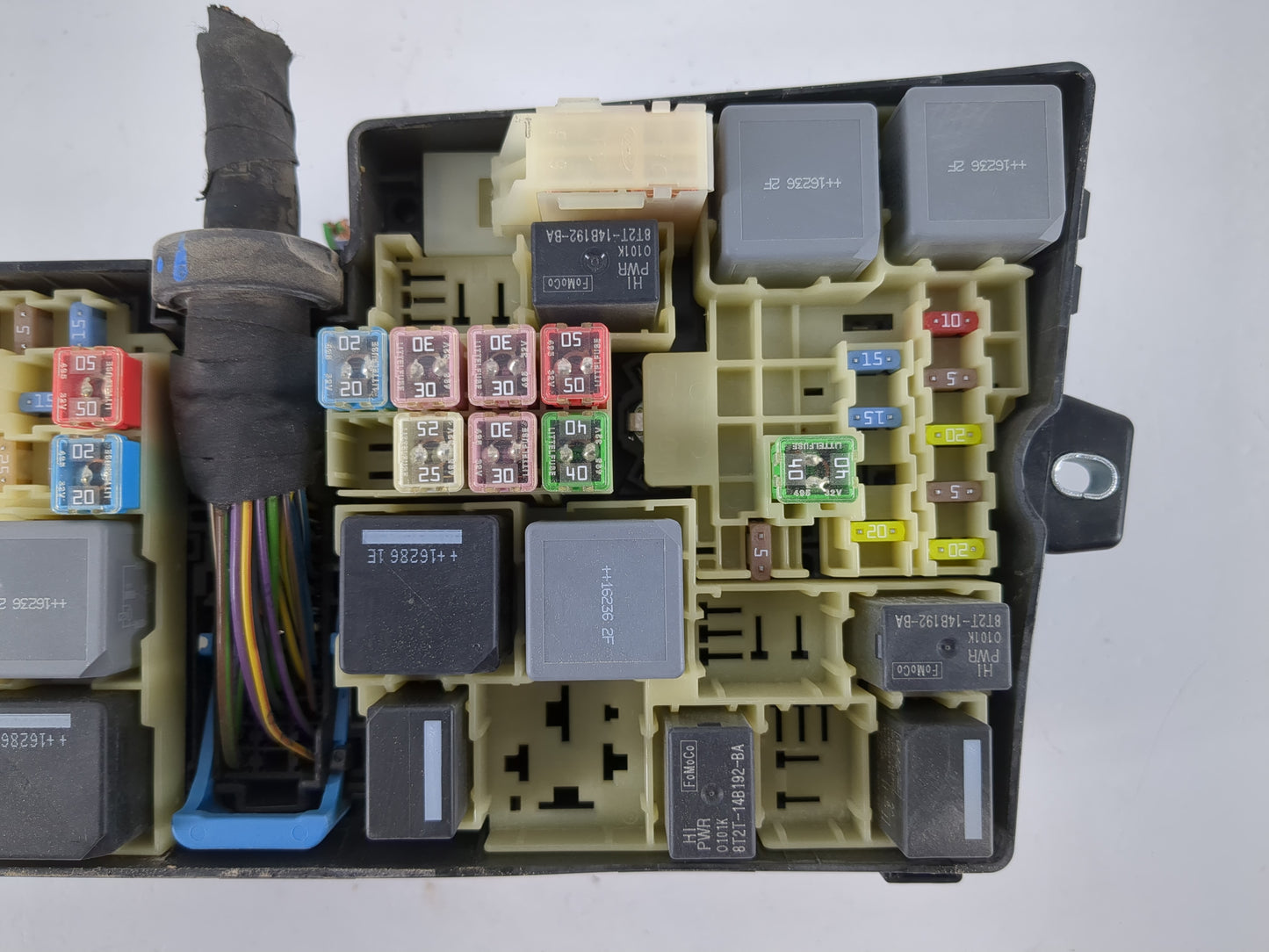 2017 Ford Escape Fusebox Fuse Box Panel Relay Module P/N:AV6T-14A067-AD Fits OEM Used Auto Parts - Oemusedautoparts1.com
