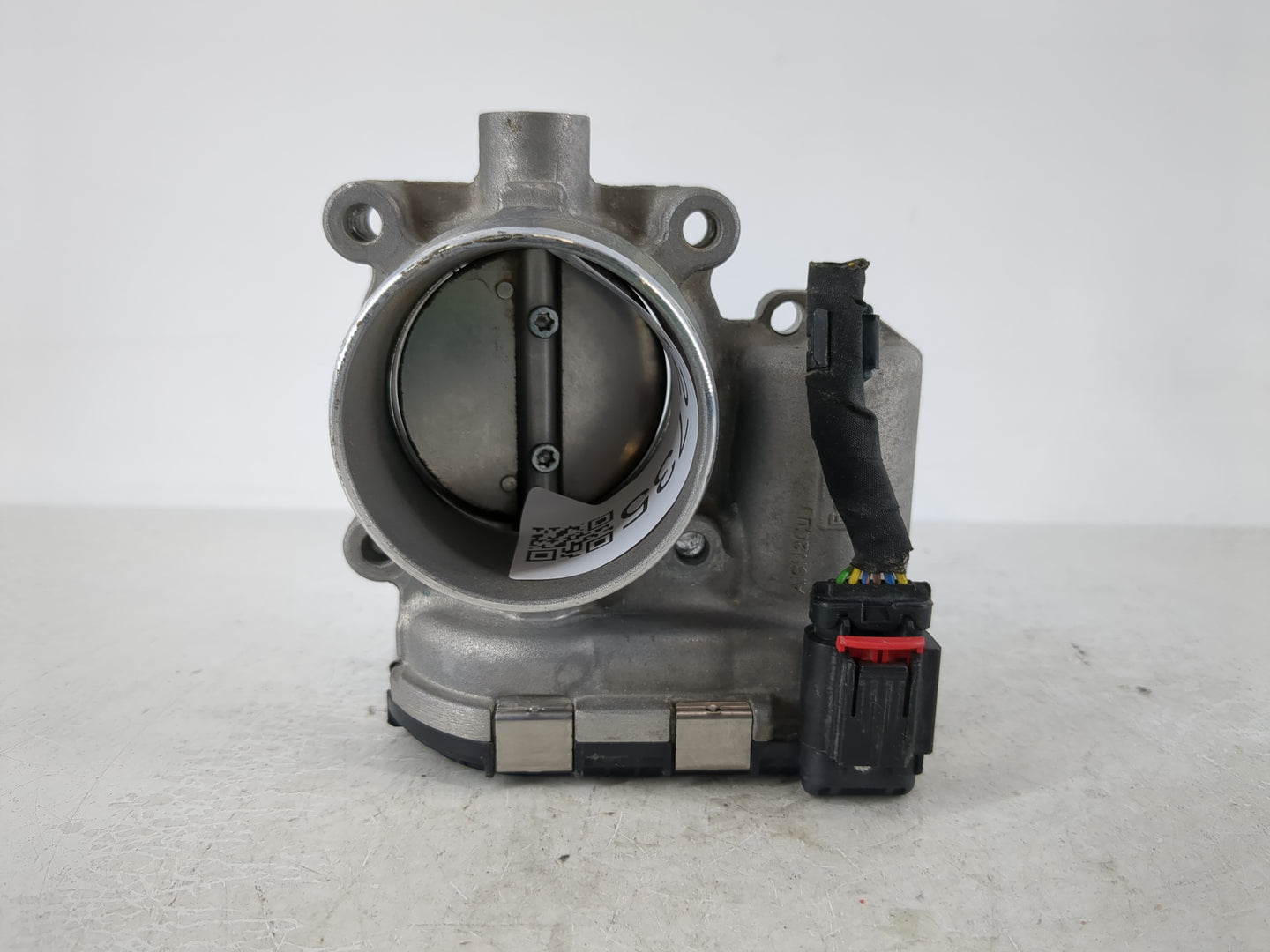 2017-2019 Ford Escape Throttle Body P/N:DS7E-9F991-BB Fits Fits 2014 2015 2016 2017 2018 2019 2020 2021 2022 OEM Used Auto P
