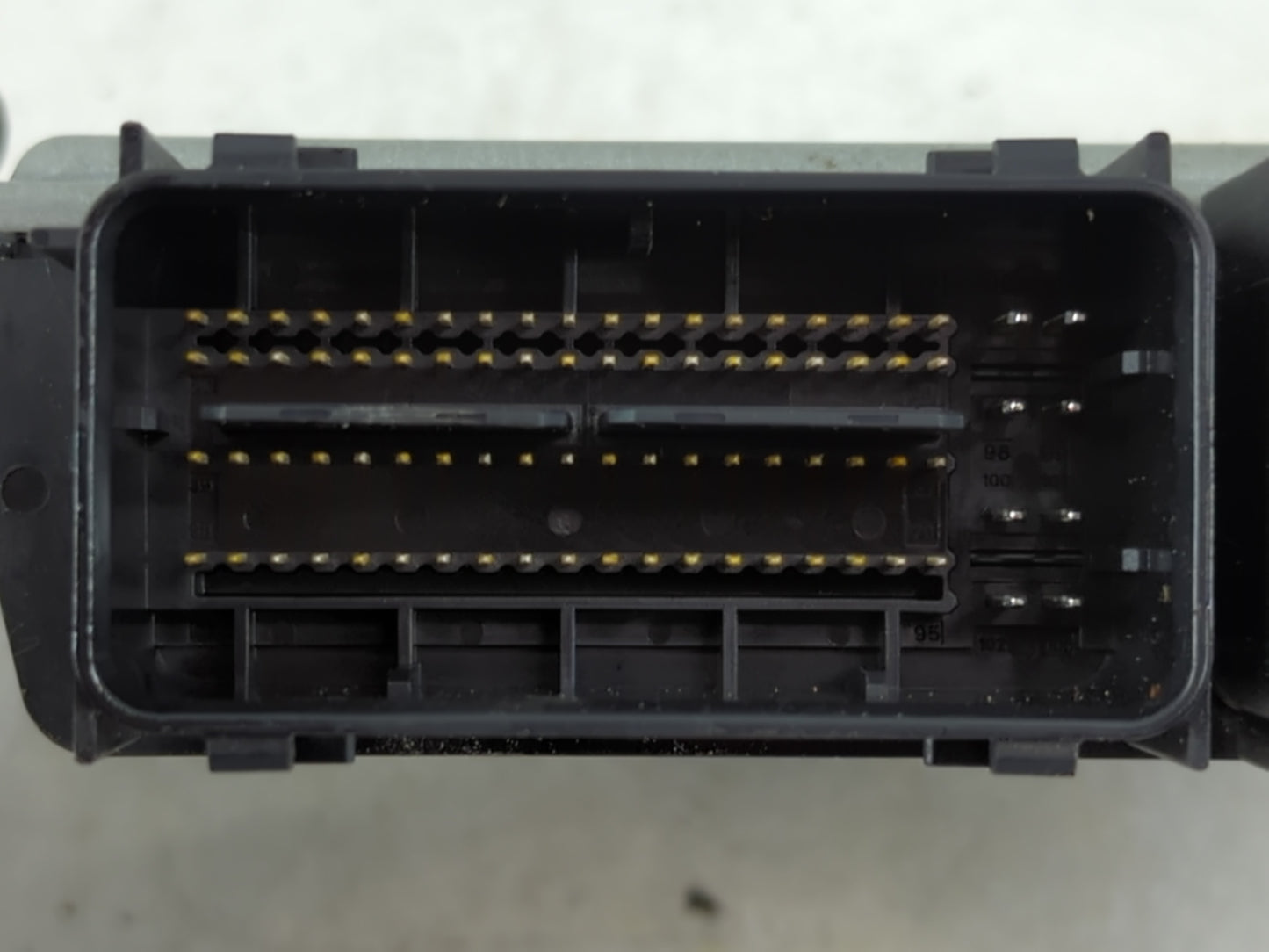 2017-2019 Ford Escape PCM Engine Control Computer ECU ECM PCU OEM P/N:HJ5A-12A650-MA Fits Fits 2017 2018 2019 OEM Used Auto 