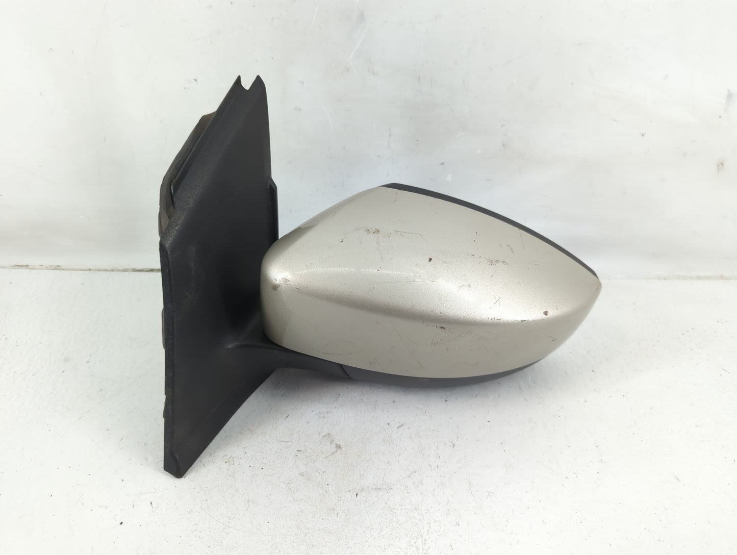 2017-2019 Ford Escape Driver Side View Mirror - Left Door Mirror OEM Used - Oemusedautoparts1.com