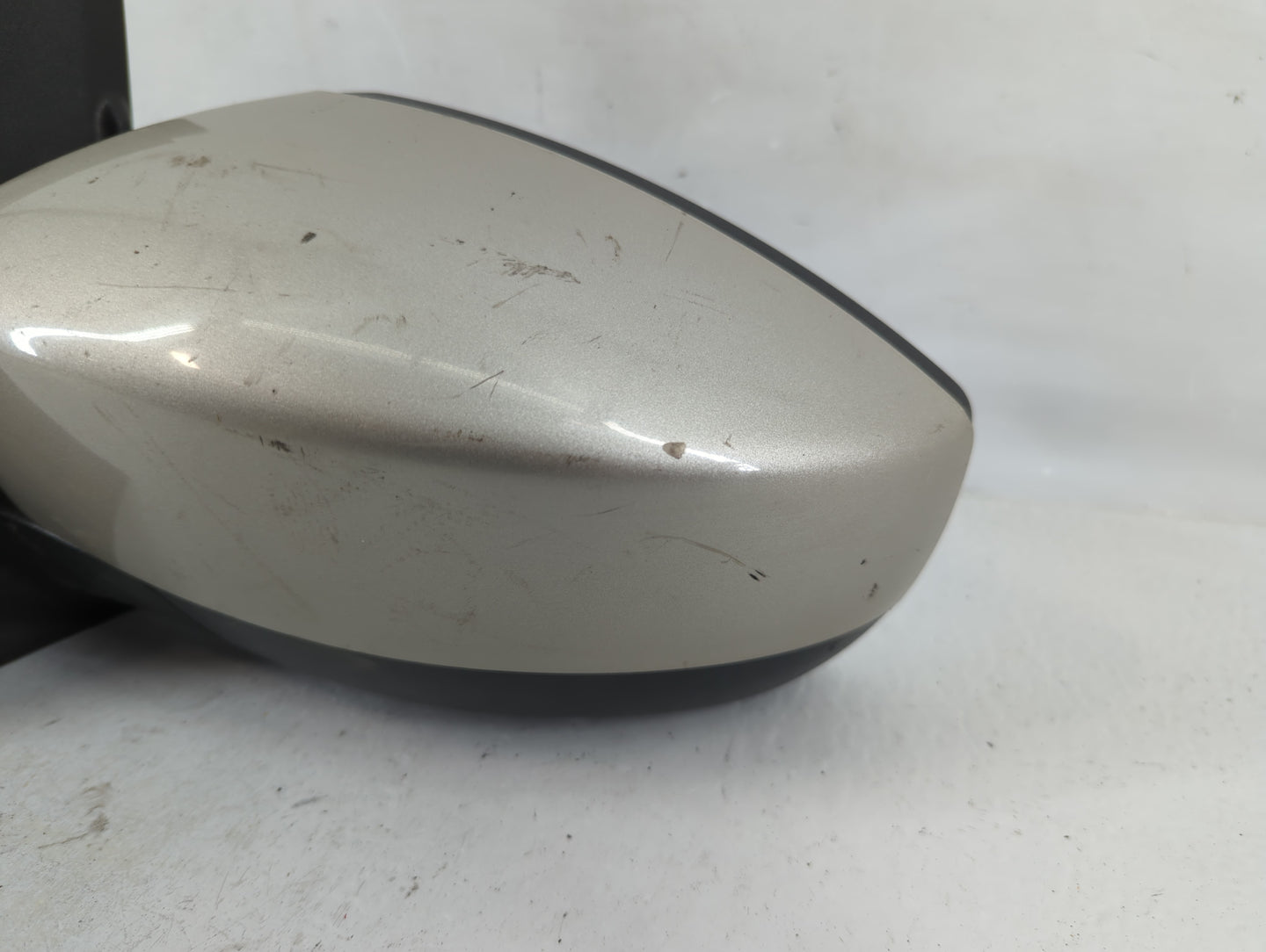 2017-2019 Ford Escape Driver Side View Mirror - Left Door Mirror OEM Used - Oemusedautoparts1.com
