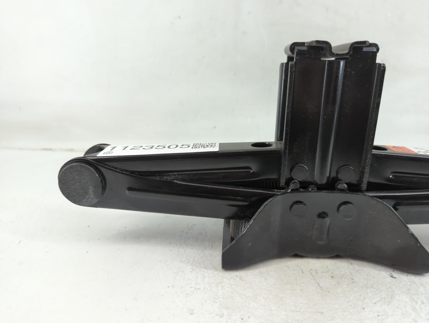 2017 Ford Escape Spare Scissor Car Jack - Oemusedautoparts1.com