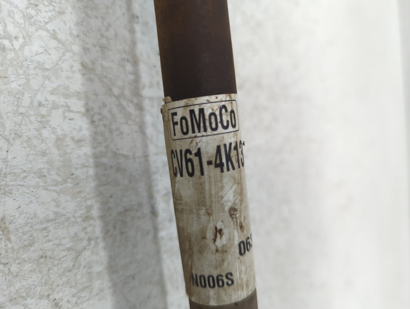 2016-2019 Ford Escape Axle Shaft Front Driver Cv C/v - Oemusedautoparts1.com