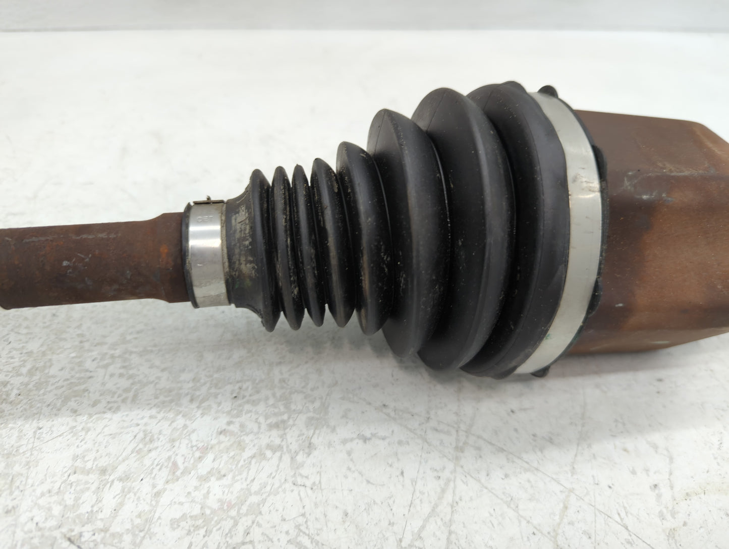 2013-2019 Ford Escape Axle Shaft Front Driver Cv C/v - Oemusedautoparts1.com