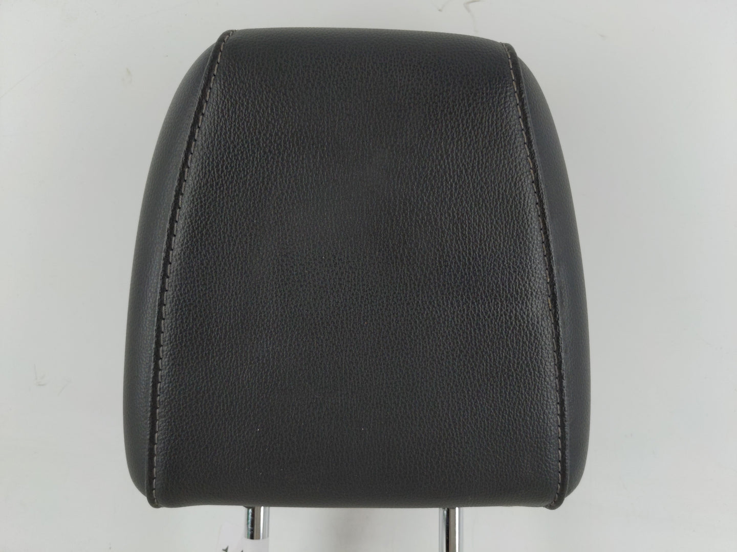 2016-2019 Ford Escape Headrest Head Rest Rear Seat Fits Fits 2016 2017 2018 2019 OEM Used Auto Parts - Oemusedautoparts1.com