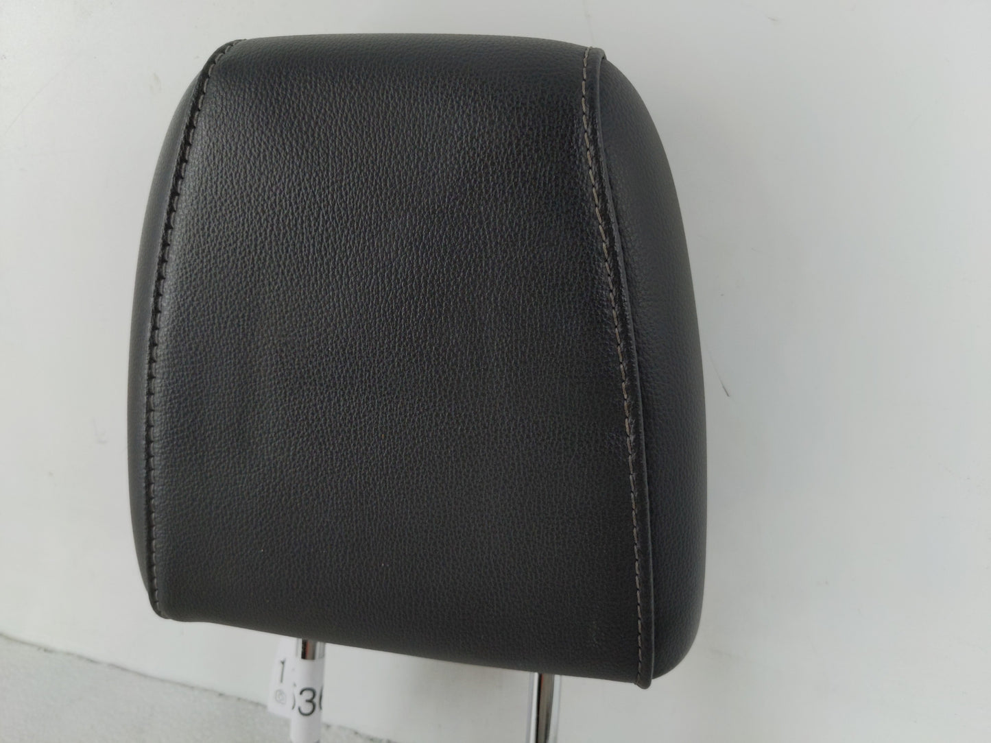 2016-2019 Ford Escape Headrest Head Rest Rear Seat Fits Fits 2016 2017 2018 2019 OEM Used Auto Parts - Oemusedautoparts1.com