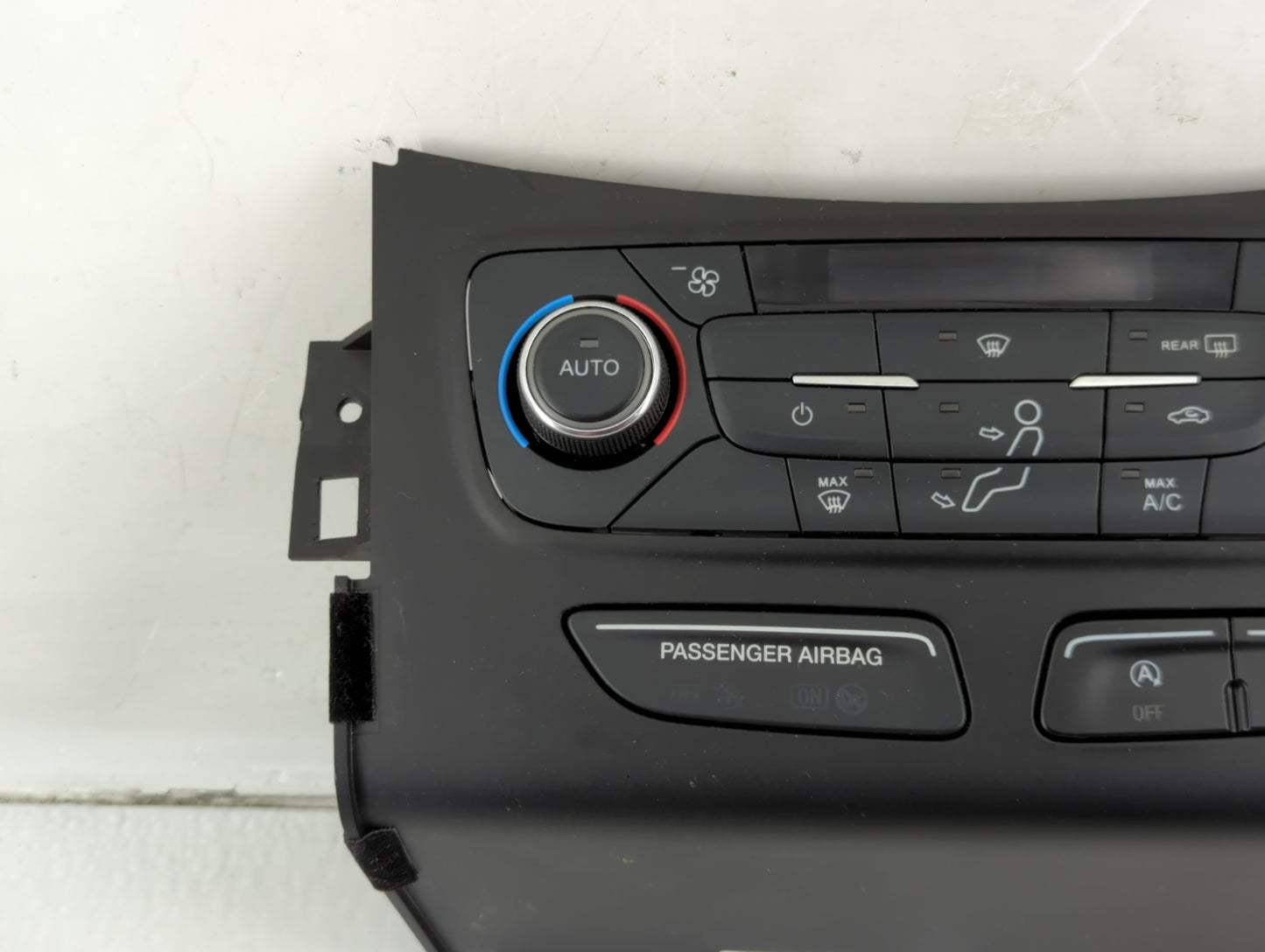 2017 Ford Escape Climate Control Module Temperature AC/Heater Replacement P/N:GJ5T-18C612-AE Fits OEM Used Auto Parts - Oemu