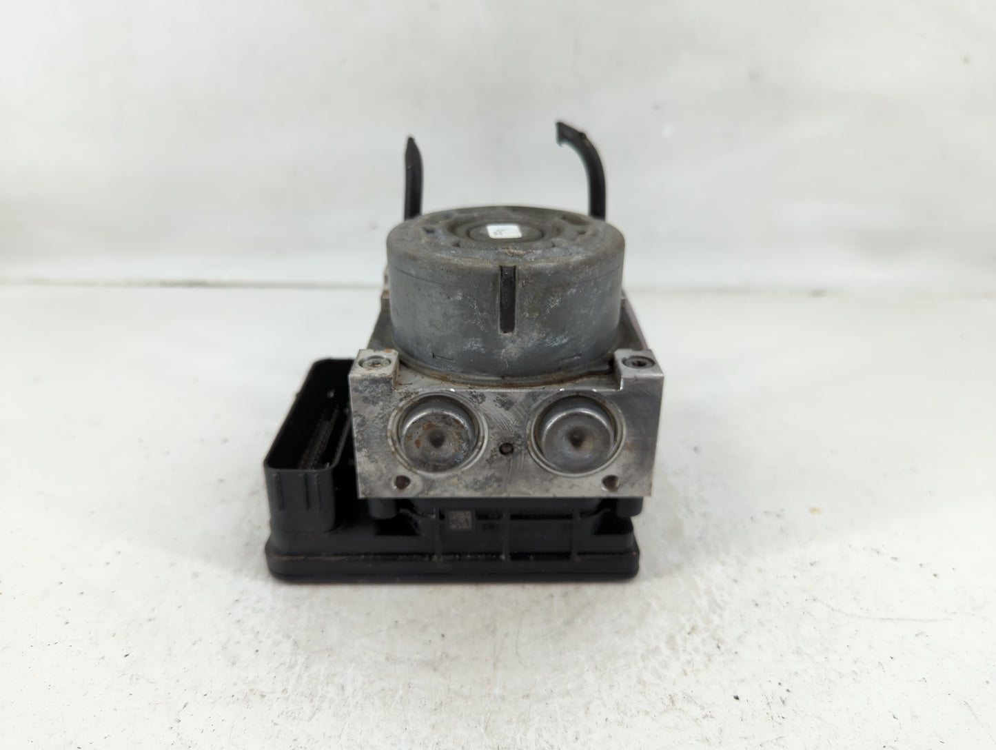 2017-2019 Ford Escape ABS Pump Control Module Replacement P/N:GV61-2C405-DH Fits Fits 2017 2018 2019 OEM Used Auto Parts - O