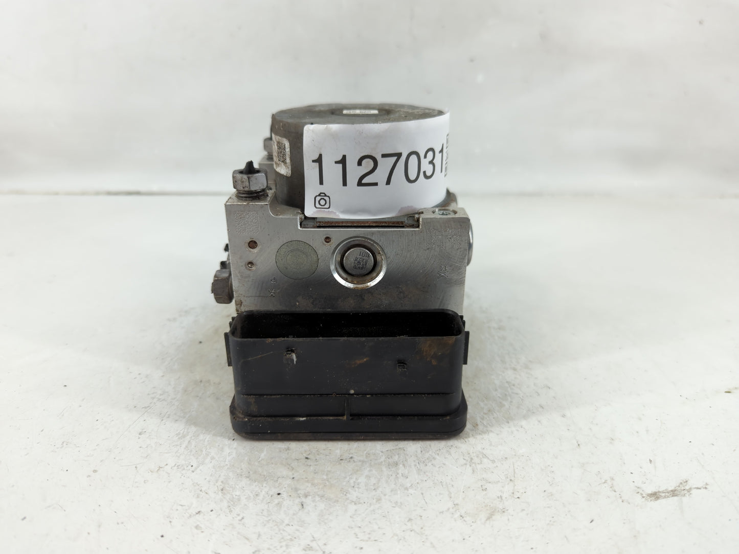 2017-2019 Ford Escape ABS Pump Control Module Replacement P/N:GV61-2C405-CH GV61-2C405-CJ Fits Fits 2017 2018 2019 OEM Used 