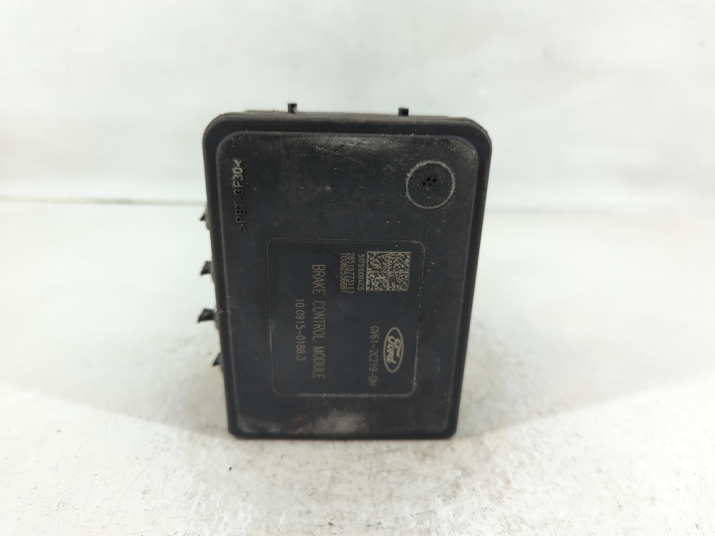 2017-2019 Ford Escape ABS Pump Control Module Replacement P/N:GV61-2C405-CH GV61-2C405-CJ Fits Fits 2017 2018 2019 OEM Used 