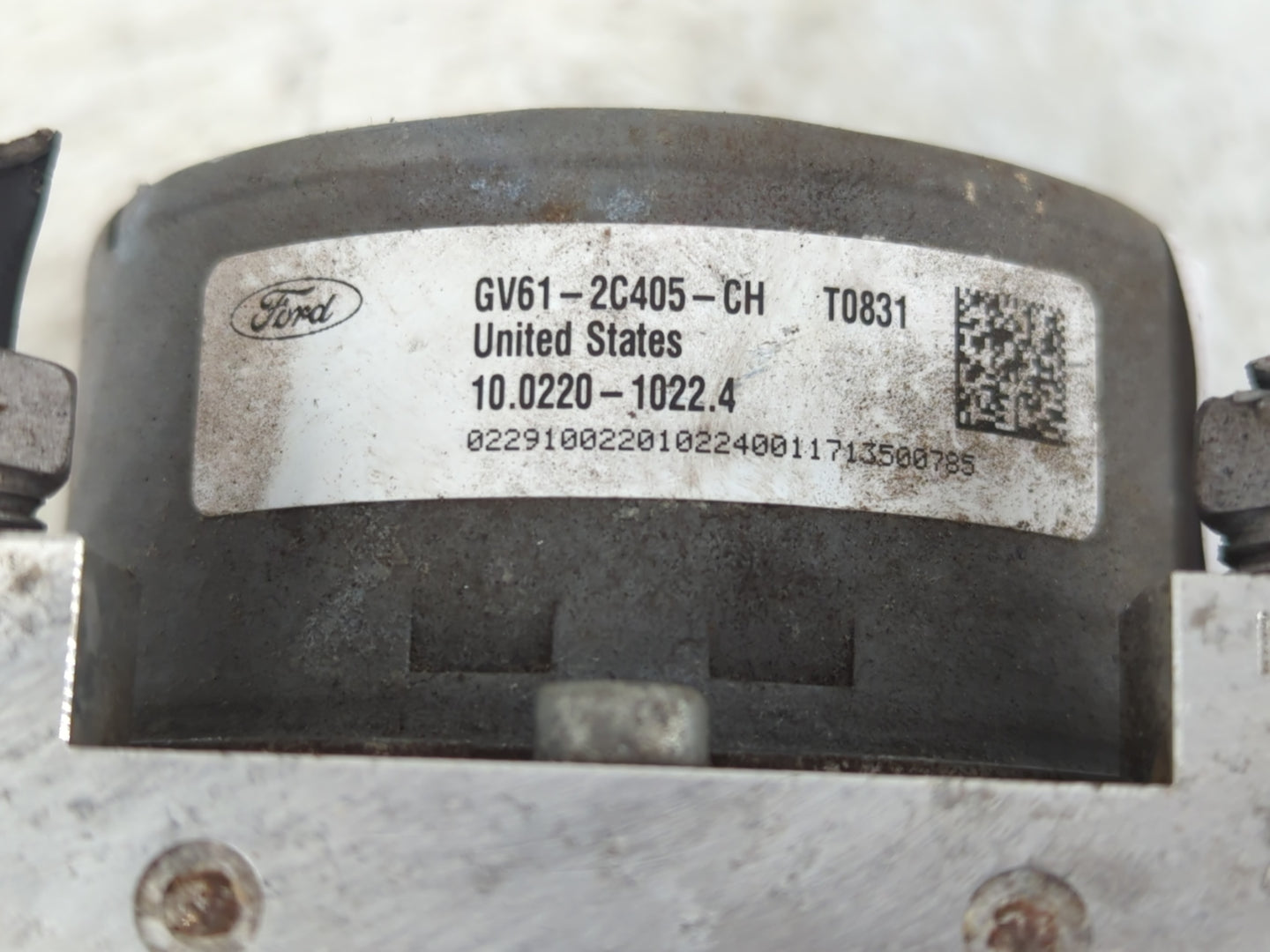 2017-2019 Ford Escape ABS Pump Control Module Replacement P/N:GV61-2C405-CH GV61-2C405-CJ Fits Fits 2017 2018 2019 OEM Used 