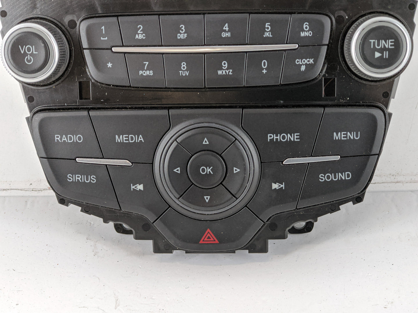 2017-2019 Ford Escape Radio AM FM Cd Player Receiver Replacement P/N:F1ET 18K811 KD Fits Fits 2015 2016 2017 2018 2019 OEM U
