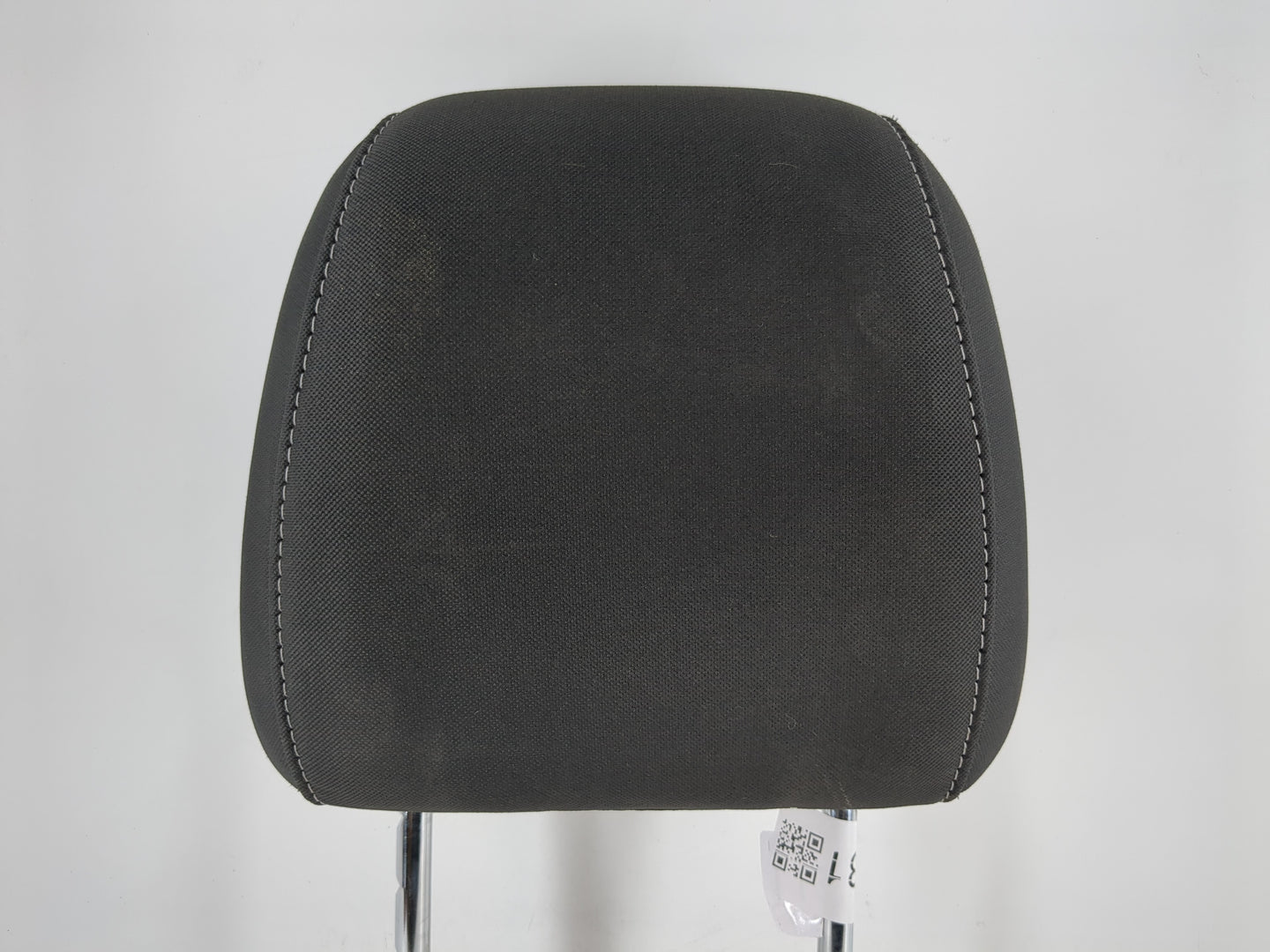 2017-2019 Ford Escape Headrest Head Rest Front Driver Passenger Seat - Oemusedautoparts1.com