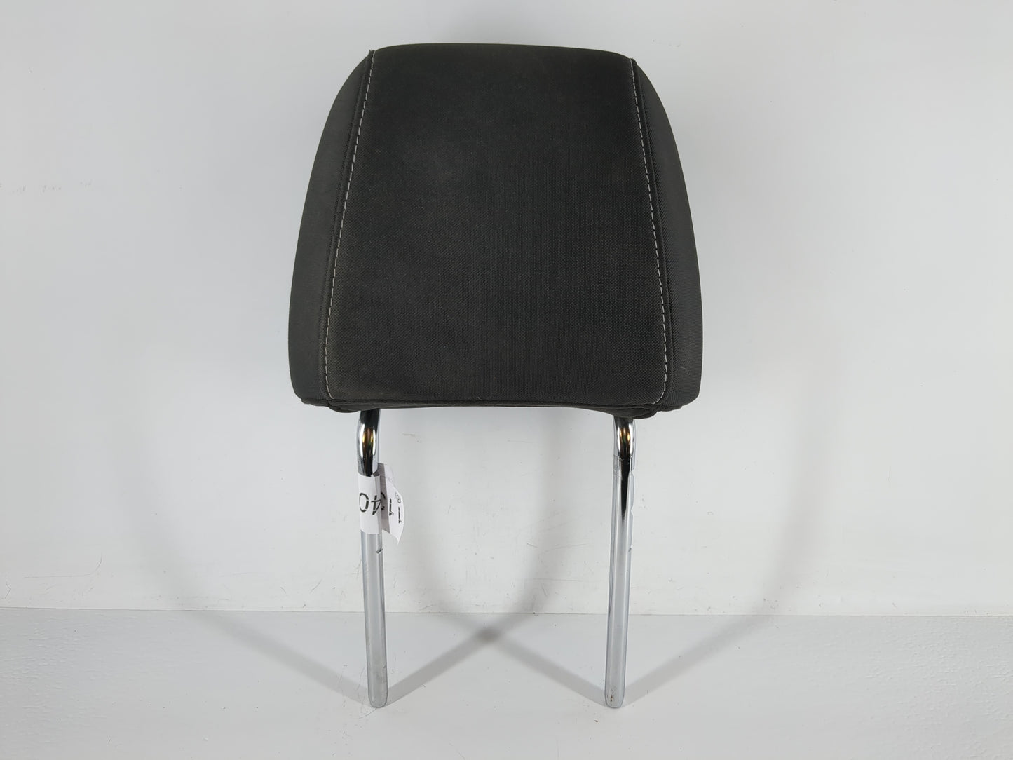 2017-2019 Ford Escape Headrest Head Rest Front Driver Passenger Seat - Oemusedautoparts1.com