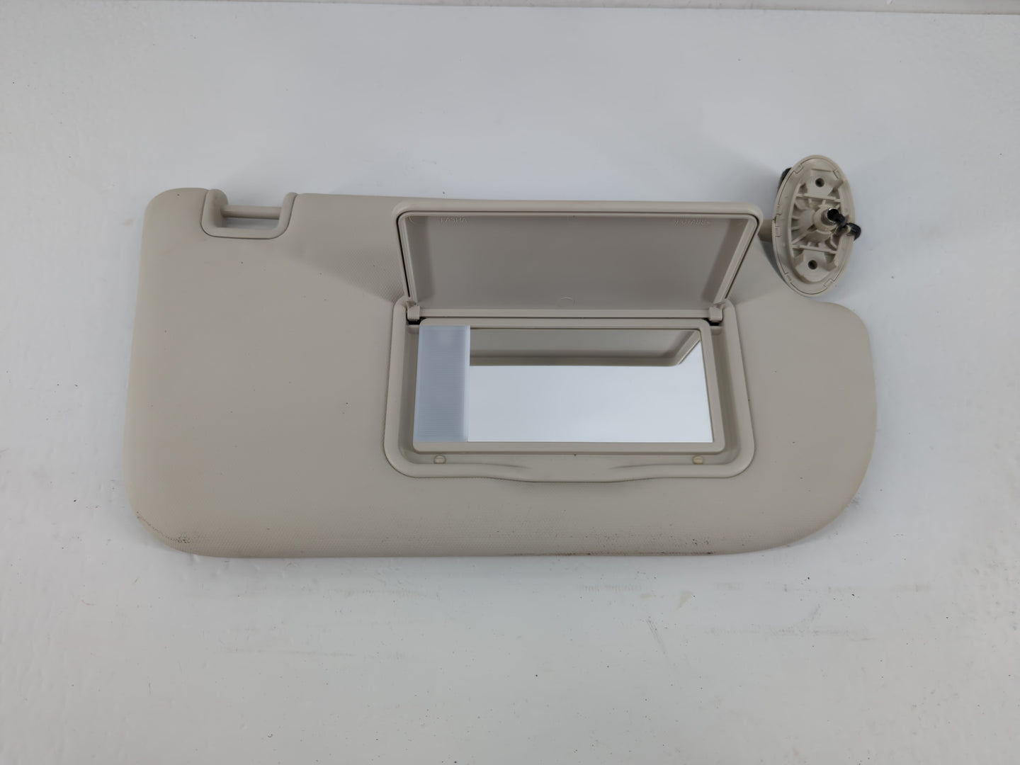 2013-2019 Ford Escape Sun Visor Shade Replacement Passenger Right Mirror Fits Fits 2013 2014 2015 2016 2017 2018 2019 OEM Us
