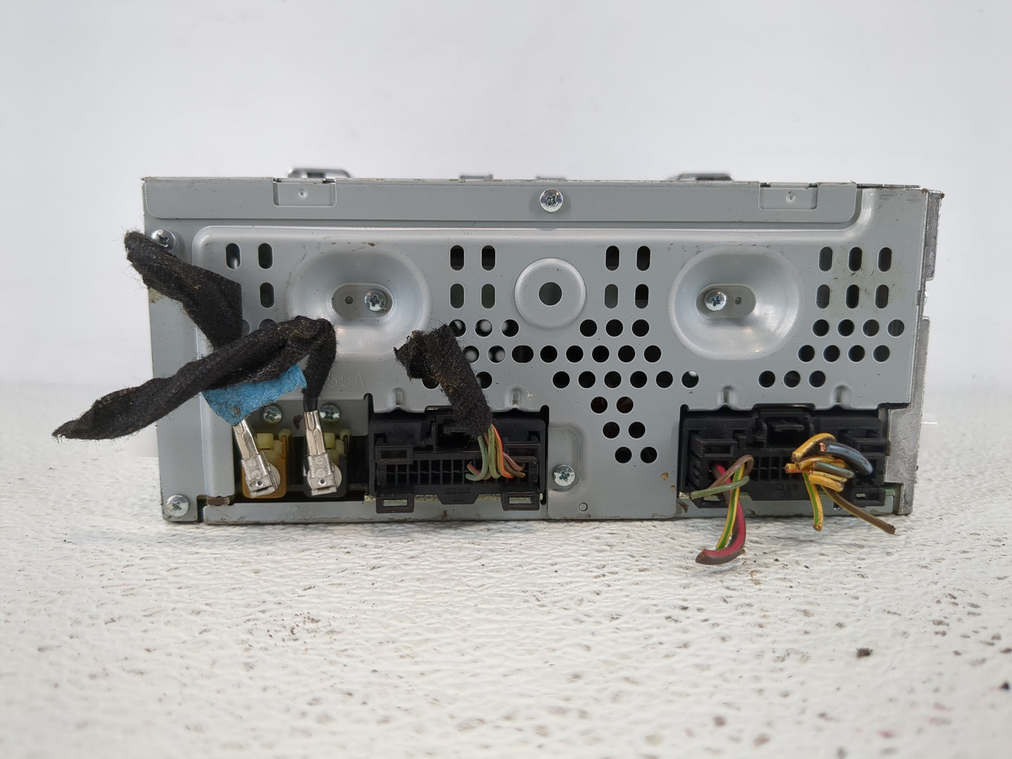 2017-2019 Ford Escape Radio AM FM Cd Player Receiver Replacement P/N:GJ5T-19C107-BE Fits Fits 2017 2018 2019 OEM Used Auto P