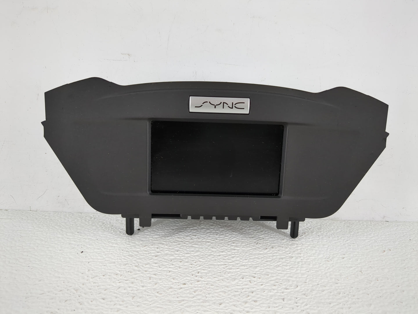 2017 Ford Escape Radio AM FM Cd Player Receiver Replacement P/N:F1FT-18V955-RA Fits Fits 2018 OEM Used Auto Parts - Oemuseda