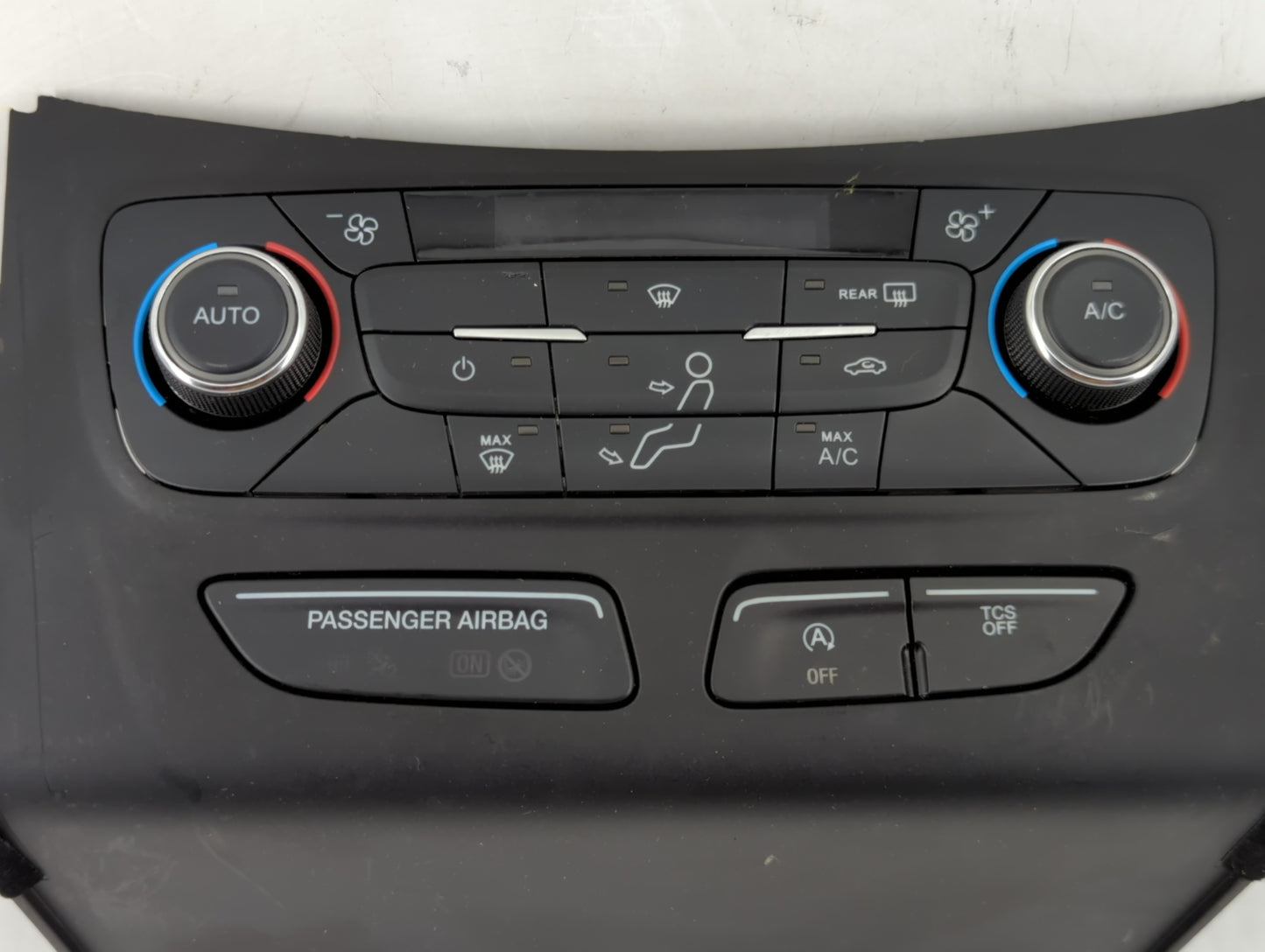 2017 Ford Escape Climate Control Module Temperature AC/Heater Replacement P/N:GJ5T-18C612-EA Fits OEM Used Auto Parts - Oemu
