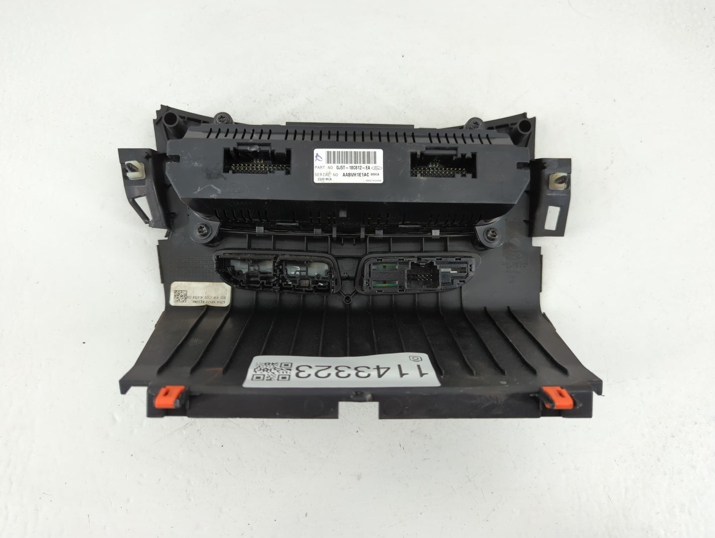 2017 Ford Escape Climate Control Module Temperature AC/Heater Replacement P/N:GJ5T-18C612-EA Fits OEM Used Auto Parts - Oemu
