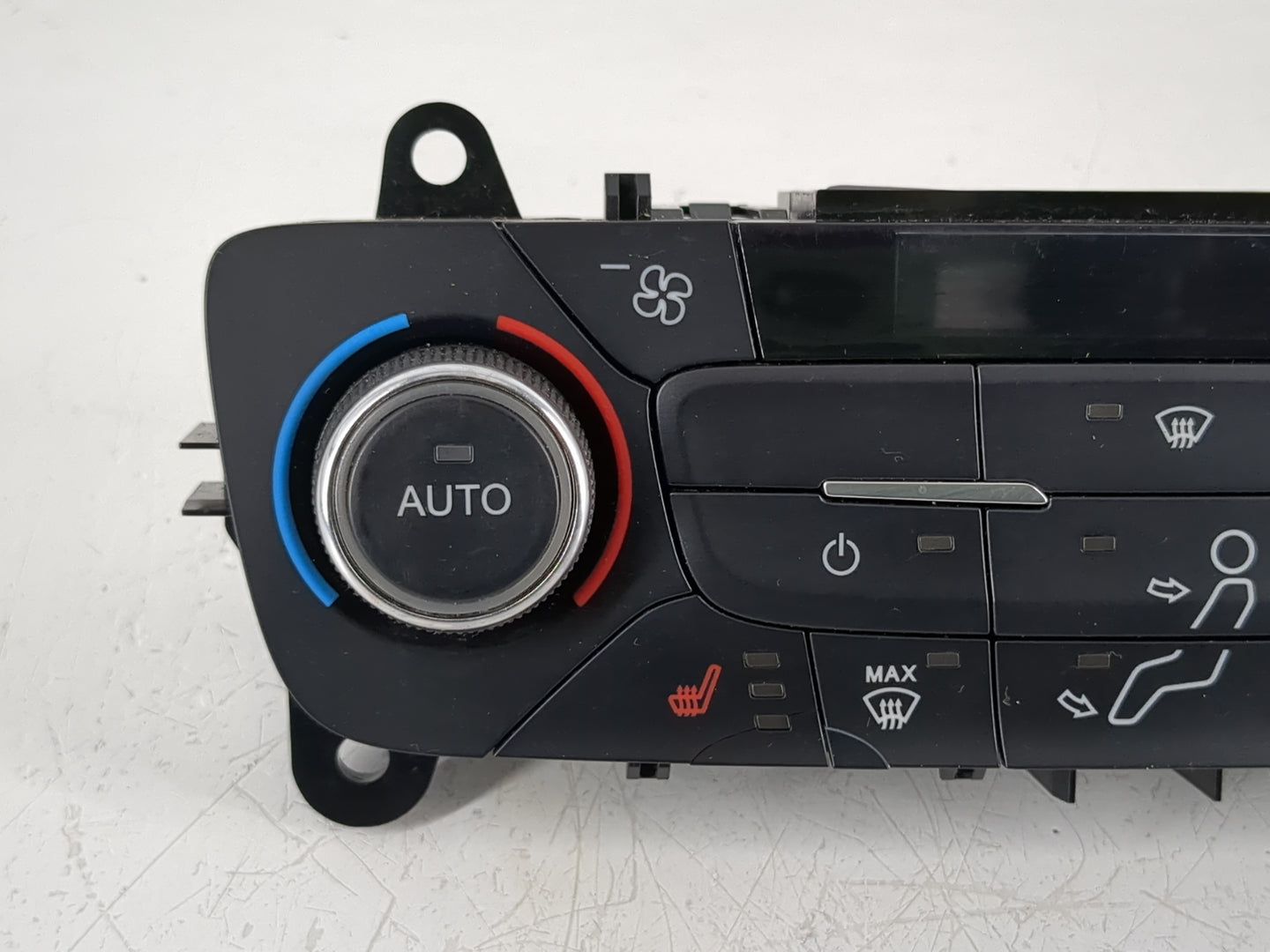 2017 Ford Escape Climate Control Module Temperature AC/Heater Replacement P/N:GJ5T-18C612-FA Fits OEM Used Auto Parts - Oemu