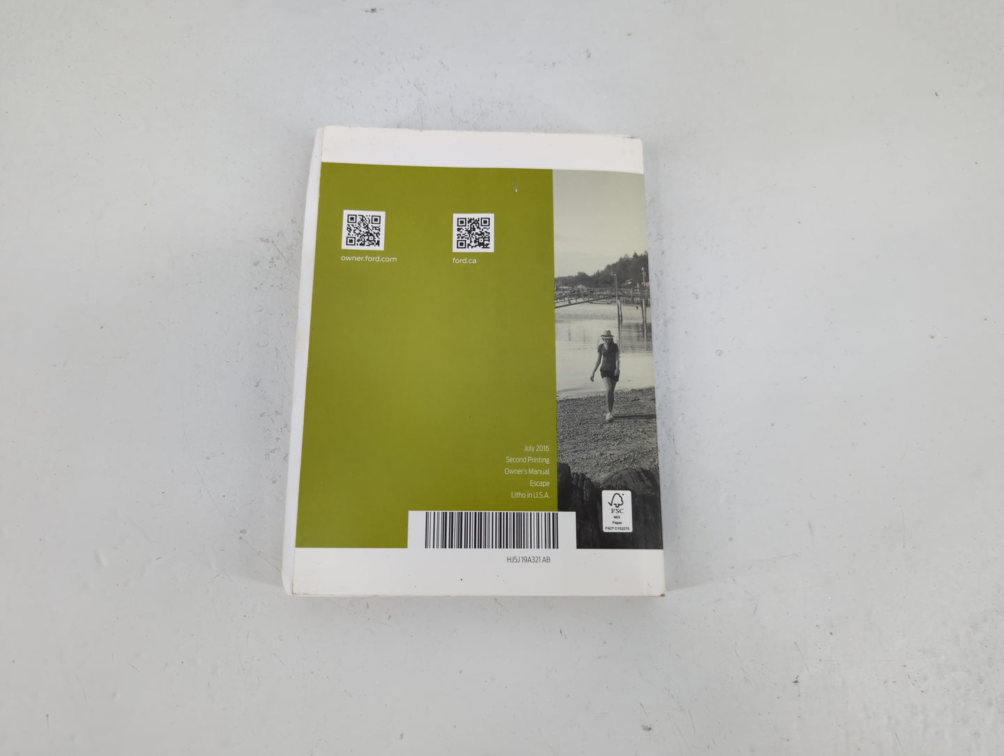 2017 Ford Escape Owners Manual Book Guide P/N:HJ5J 19A321 AB OEM Used Auto Parts - Oemusedautoparts1.com