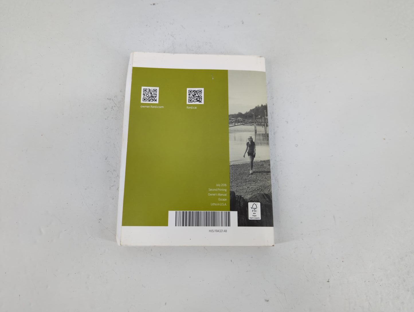 2017 Ford Escape Owners Manual Book Guide P/N:HJ5J 19A321 AB OEM Used Auto Parts - Oemusedautoparts1.com