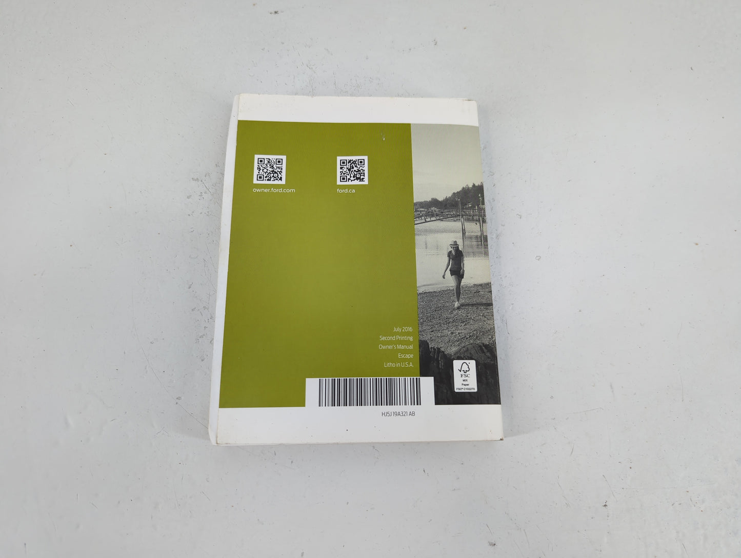 2017 Ford Escape Owners Manual Book Guide P/N:HJ5J 19A321 AB OEM Used Auto Parts - Oemusedautoparts1.com