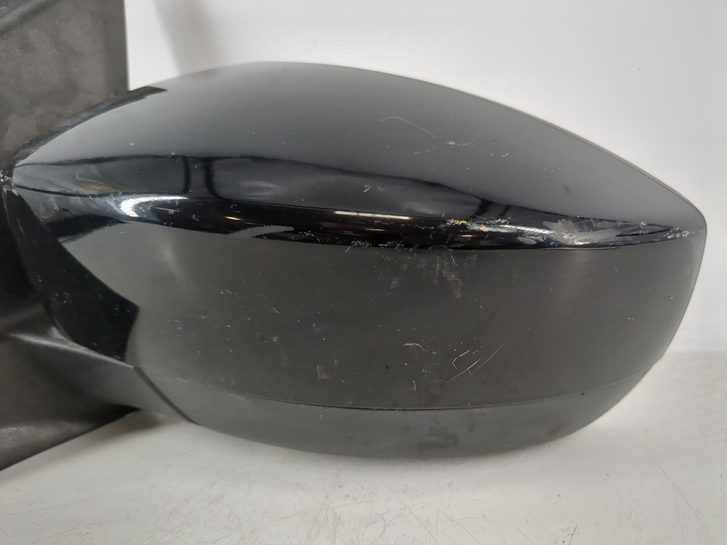 2017-2019 Ford Escape Driver Side View Mirror - Left Door Mirror OEM Used - Oemusedautoparts1.com