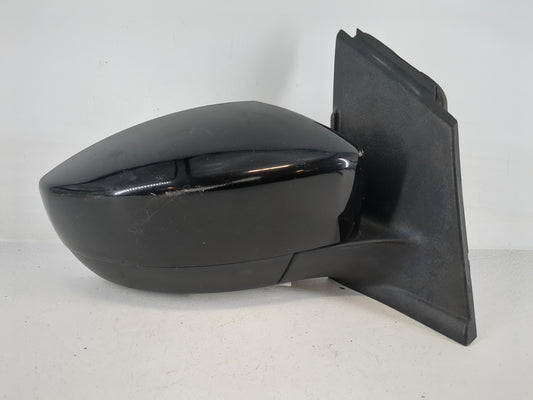 2017-2019 Ford Escape Passenger Side View Mirror - Right Door Mirror OEM Used - Oemusedautoparts1.com